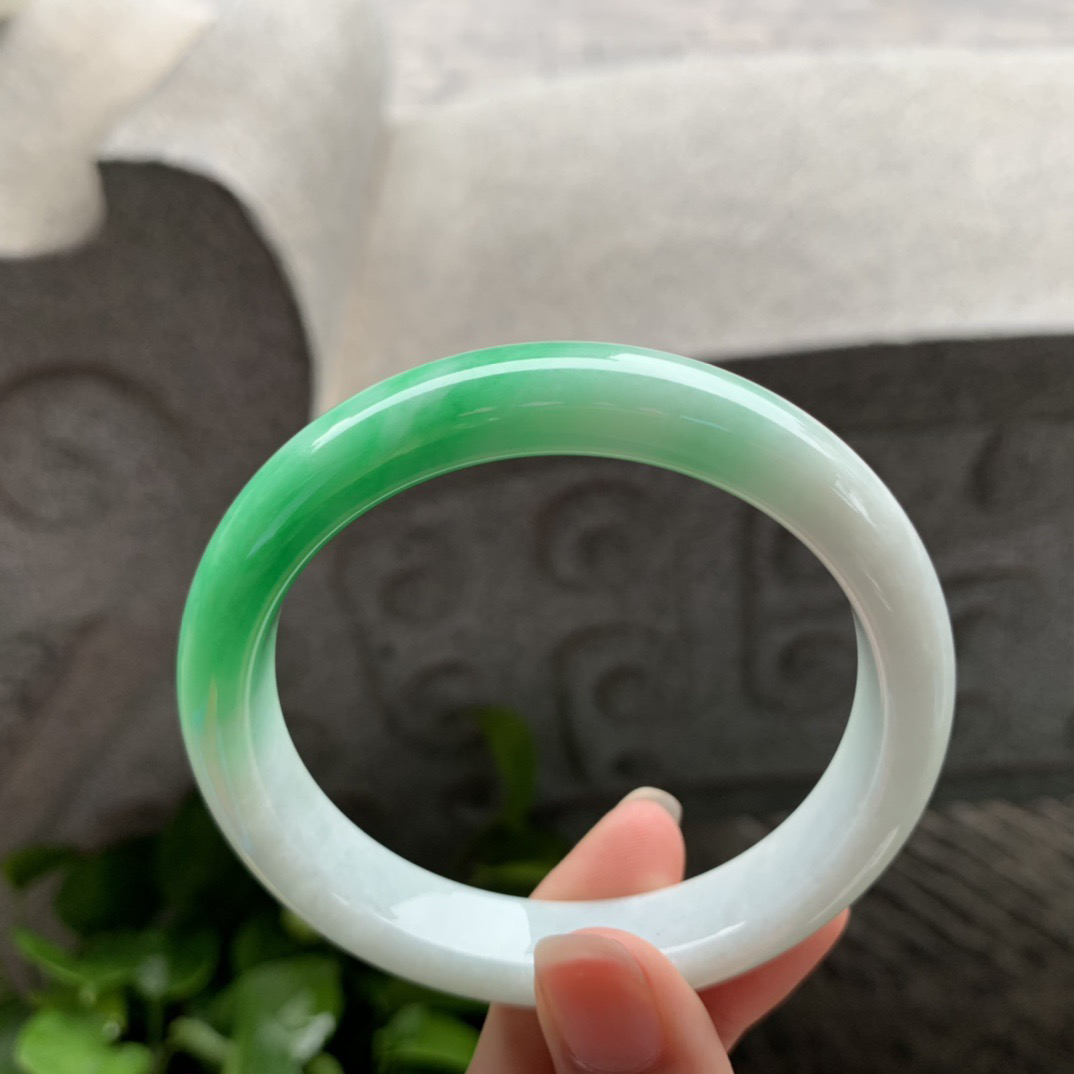 大圈口58.7-12-7.9 【阳绿正圈手镯】正圈58 59可戴
