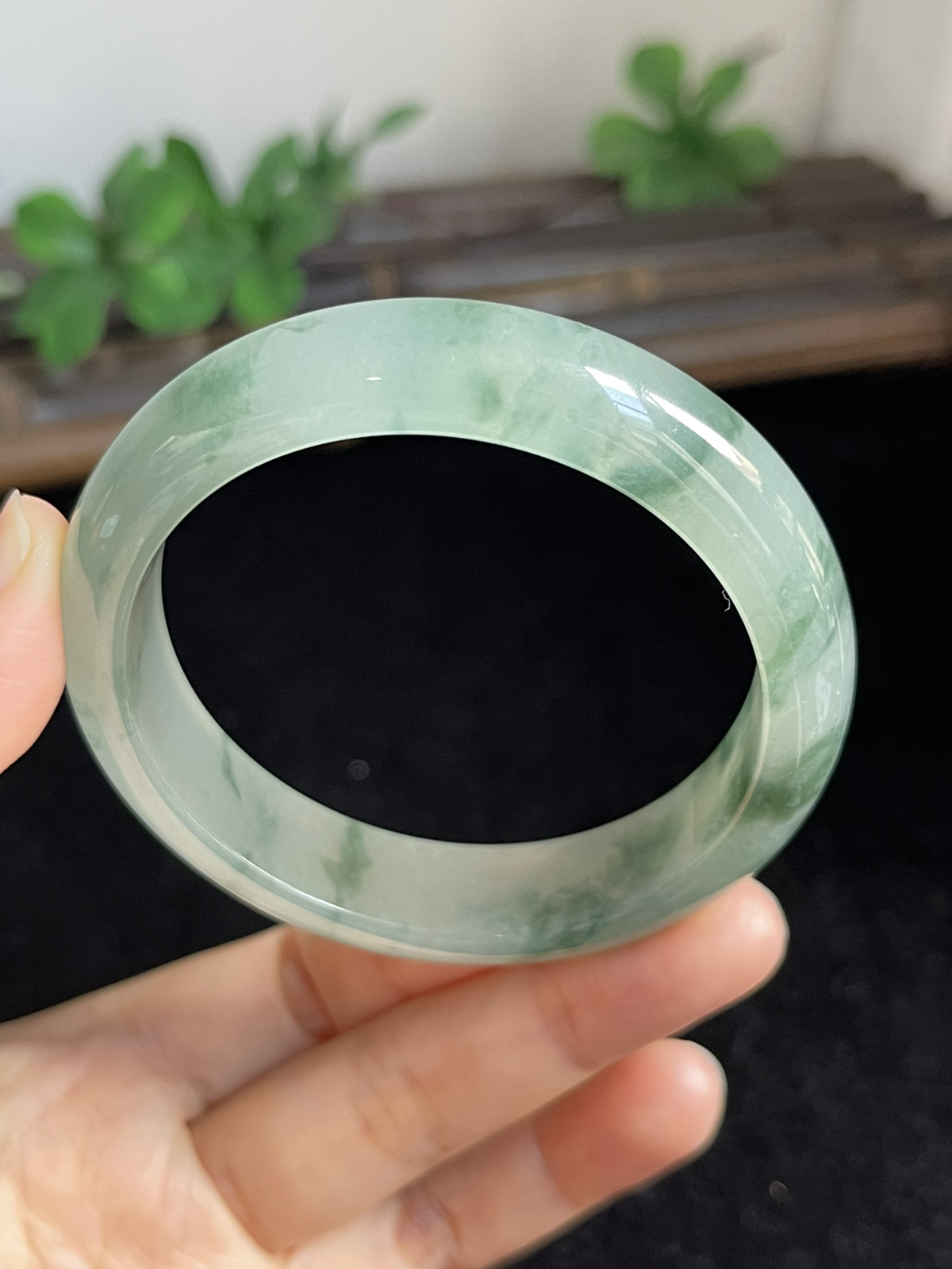 正圈54.7圈口，翡翠冰糯种飘花手镯