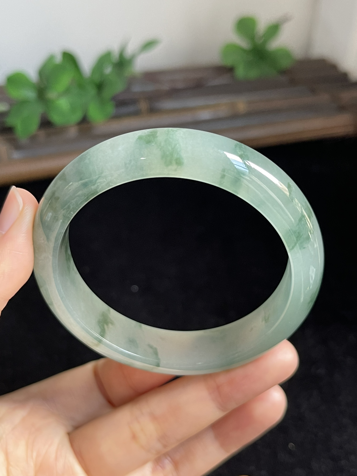 正圈54.7圈口，翡翠冰糯种飘花手镯