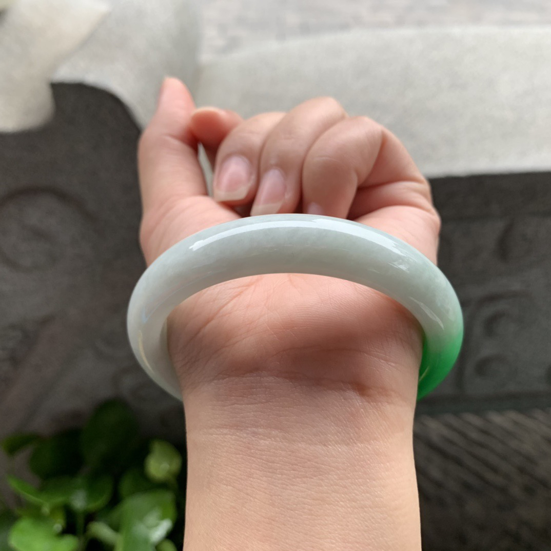 大圈口58.7-12-7.9 【阳绿正圈手镯】正圈58 59可戴