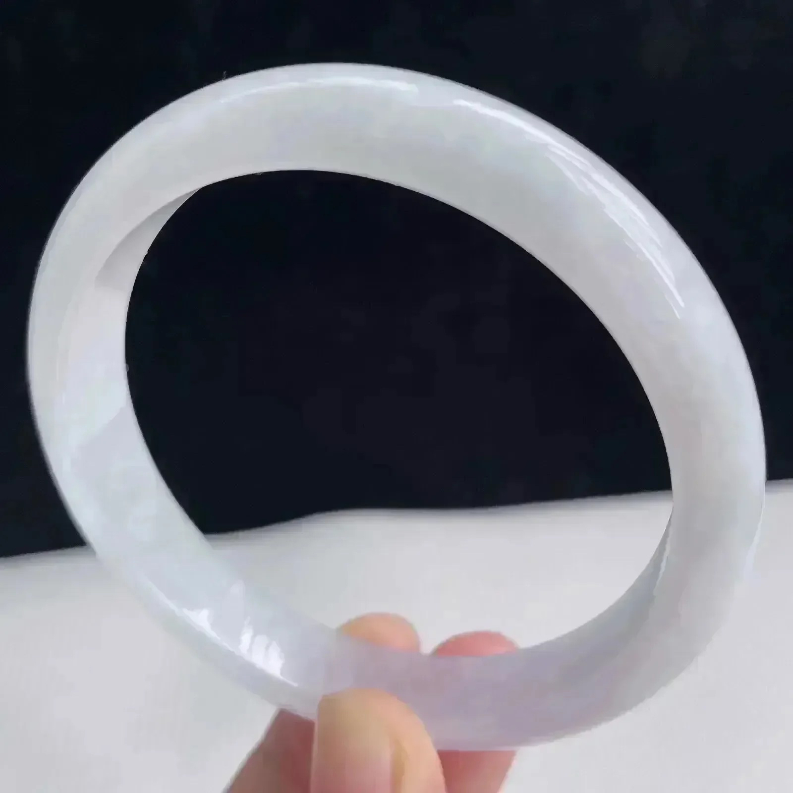 58.3圈有种有色天然翡翠A货淡紫玉手镯好种水春彩水润手镯41.82g