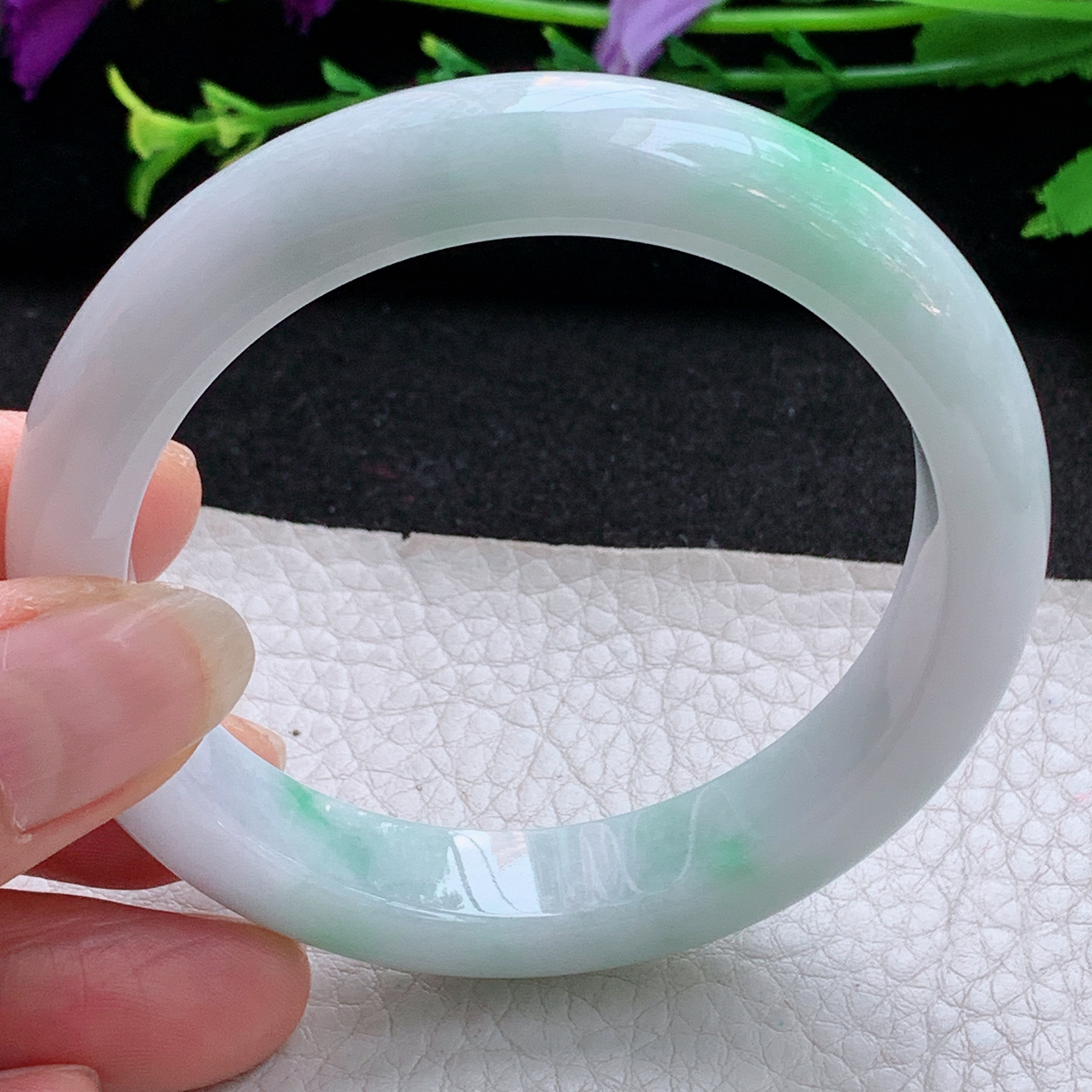 js清新款55*11.6*8平安镯 天然缅甸翡翠A货玉手镯飘绿宽边玉手环