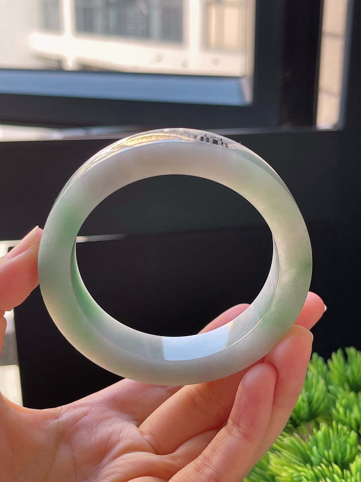 翡翠镯饼，⭕️正圈最大做58，最小做56.7