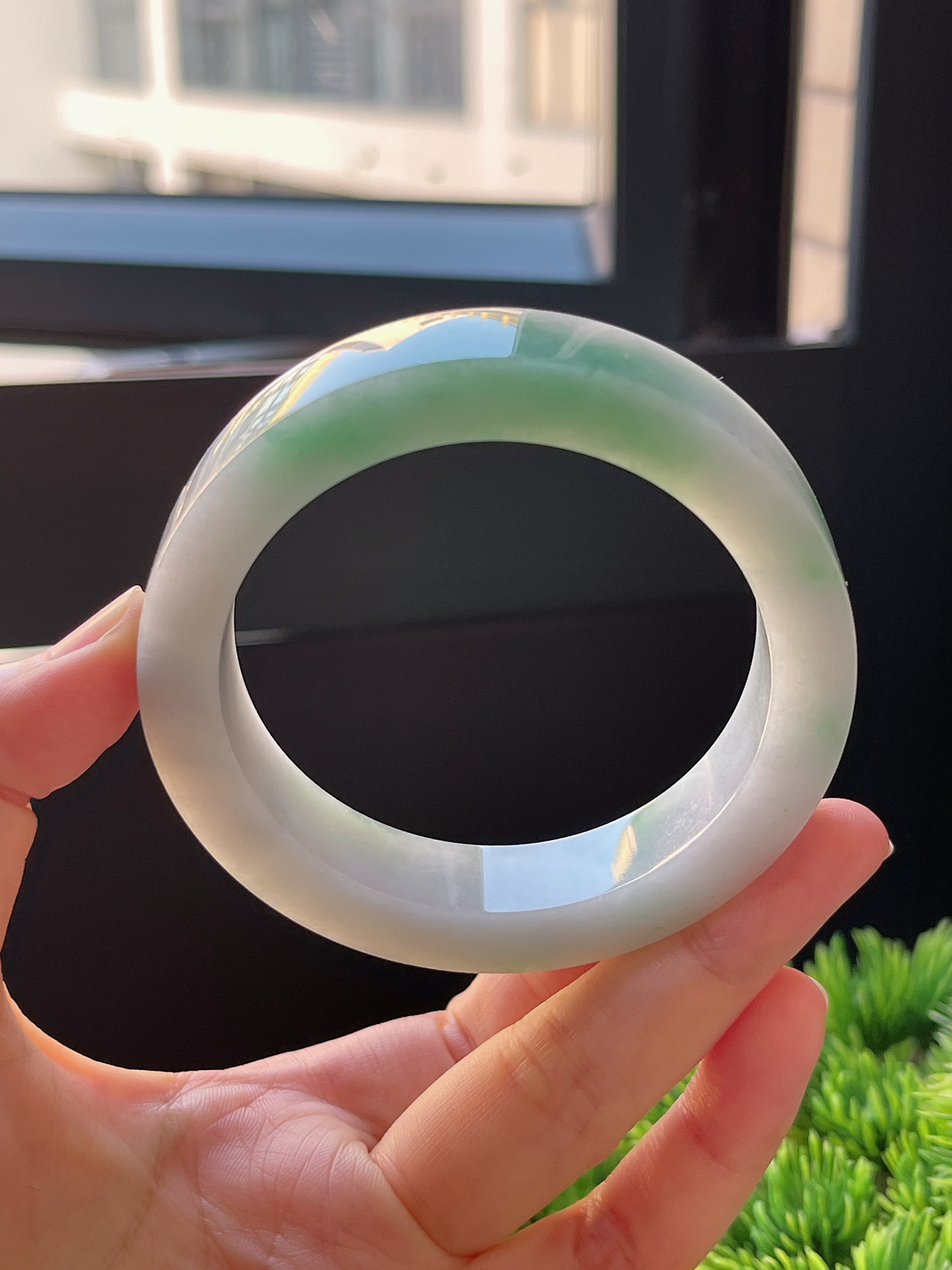 翡翠镯饼，⭕️正圈最大做58，最小做56.7