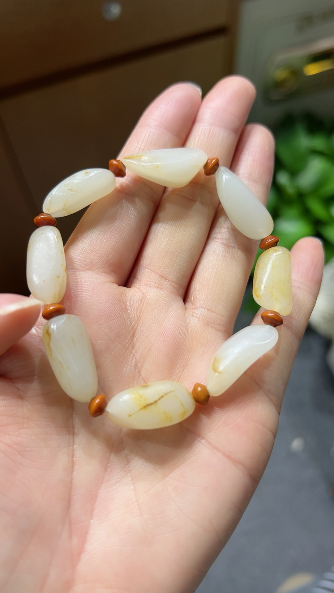 籽料｜原籽｜手串

黄皮 颗颗无修 粒粒精选