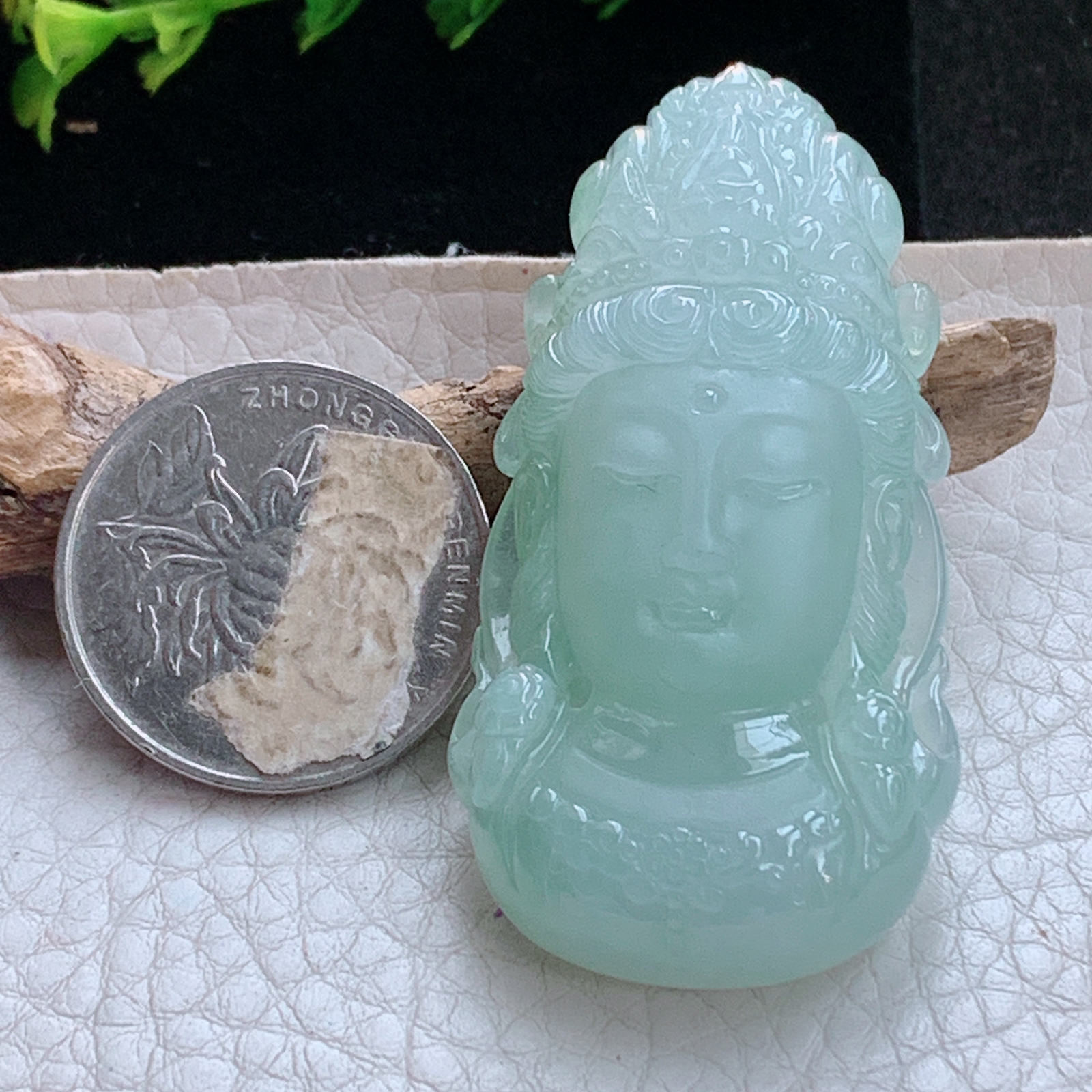 ktj实拍53.2*28*12.2缅甸天然翡翠a货冰绿观音首 观音头玉项坠 玉挂件