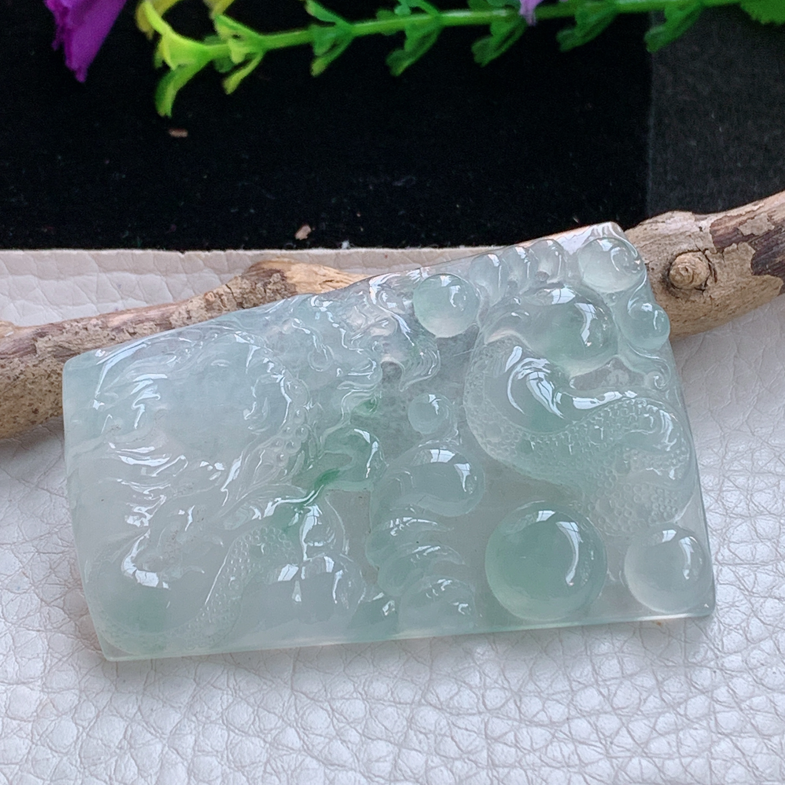 gp实拍60*41.2*5.5缅甸翡翠a货精雕冰晴霸毛龙牌 生意兴隆玉吊坠 玉挂件