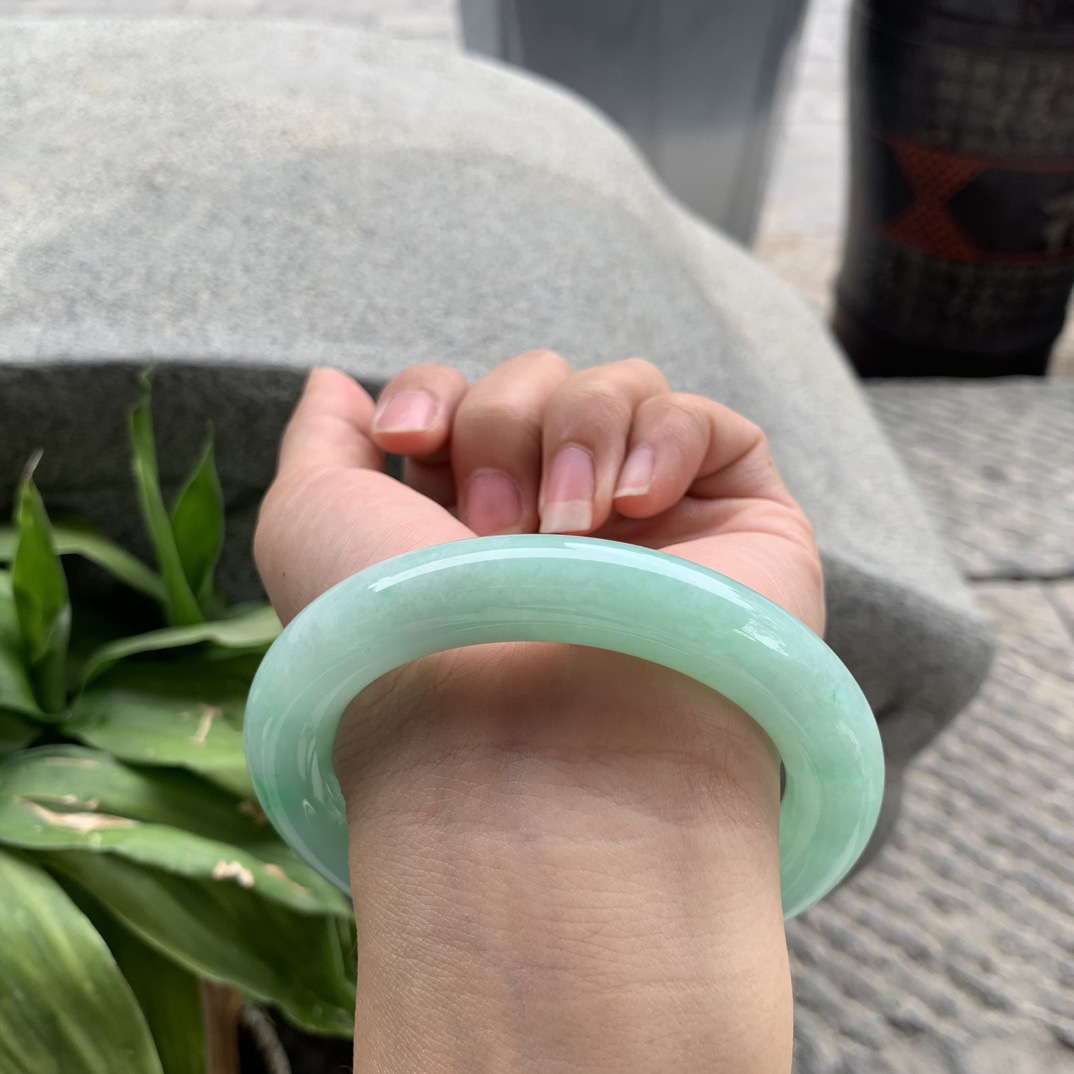 大圈口 60-11.8 【豆阳绿圆条手镯】圆条60 61可戴