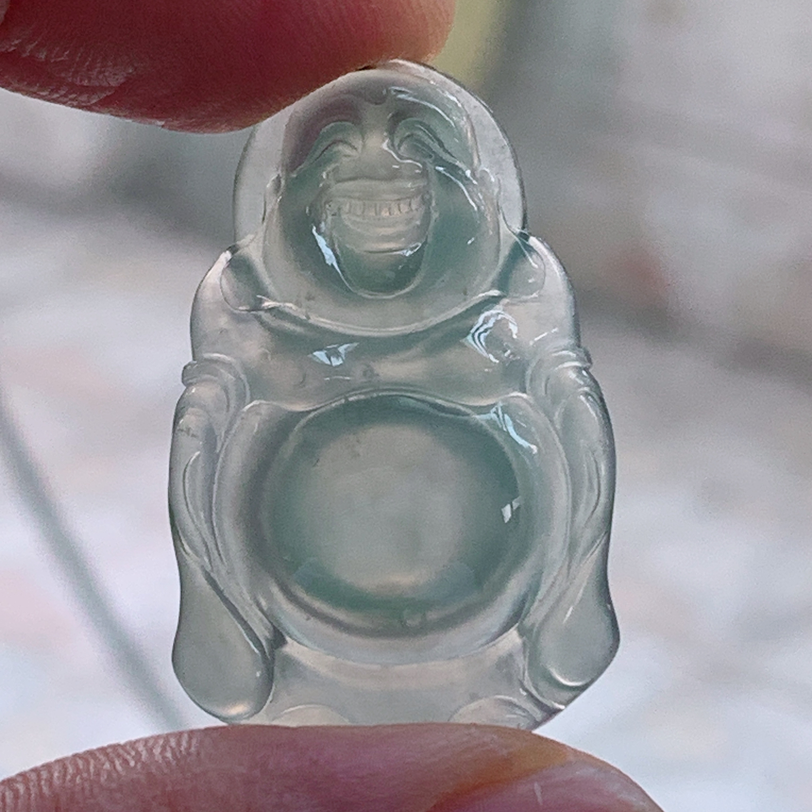 gp实拍36*22.6*5.2缅甸翡翠a货精雕冰晴站佛 逍遥佛玉吊坠 玉挂件