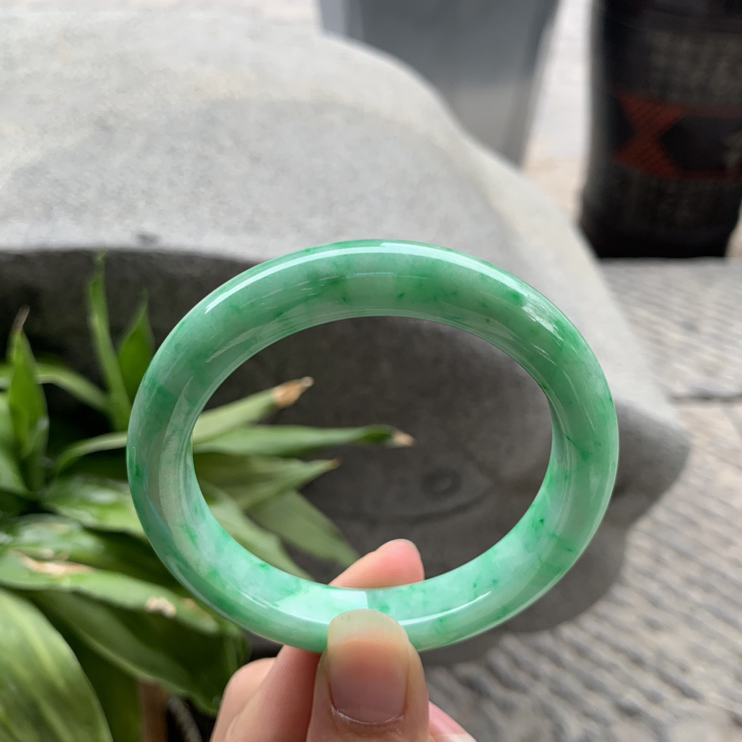 圈口54.8-10.2-8.6 【满绿正圈手镯】正圈54 55可戴