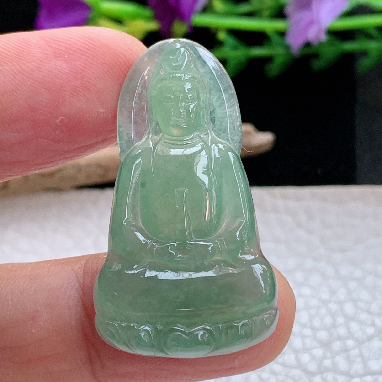 gp实拍41.6*23.5*4.8缅甸翡翠a货精雕冰晴正庄观音 玉观音玉吊坠 玉挂件