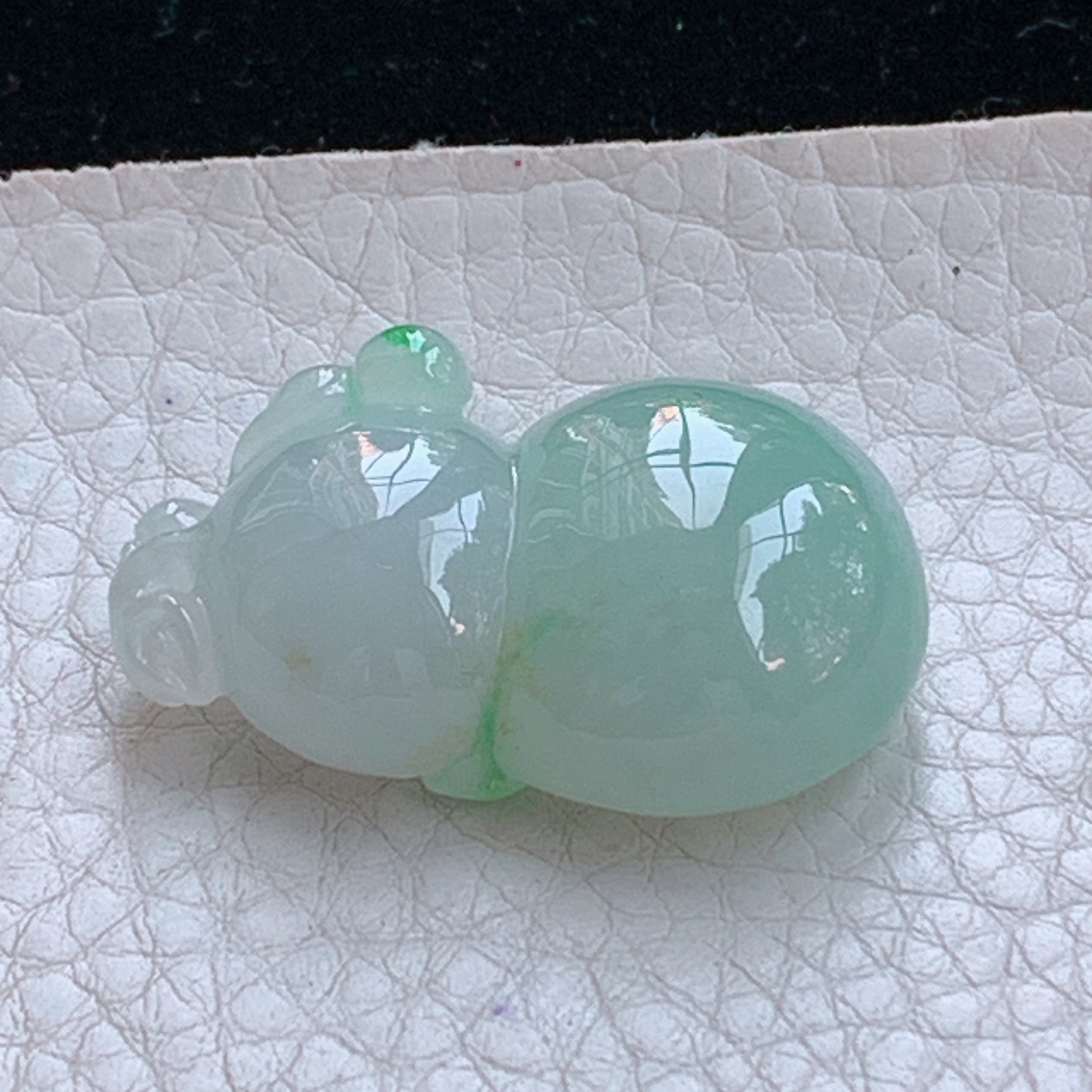 lz实拍33.3*21.3*12缅甸翡翠精雕清新别致饱满葫芦玉吊坠 玉挂件