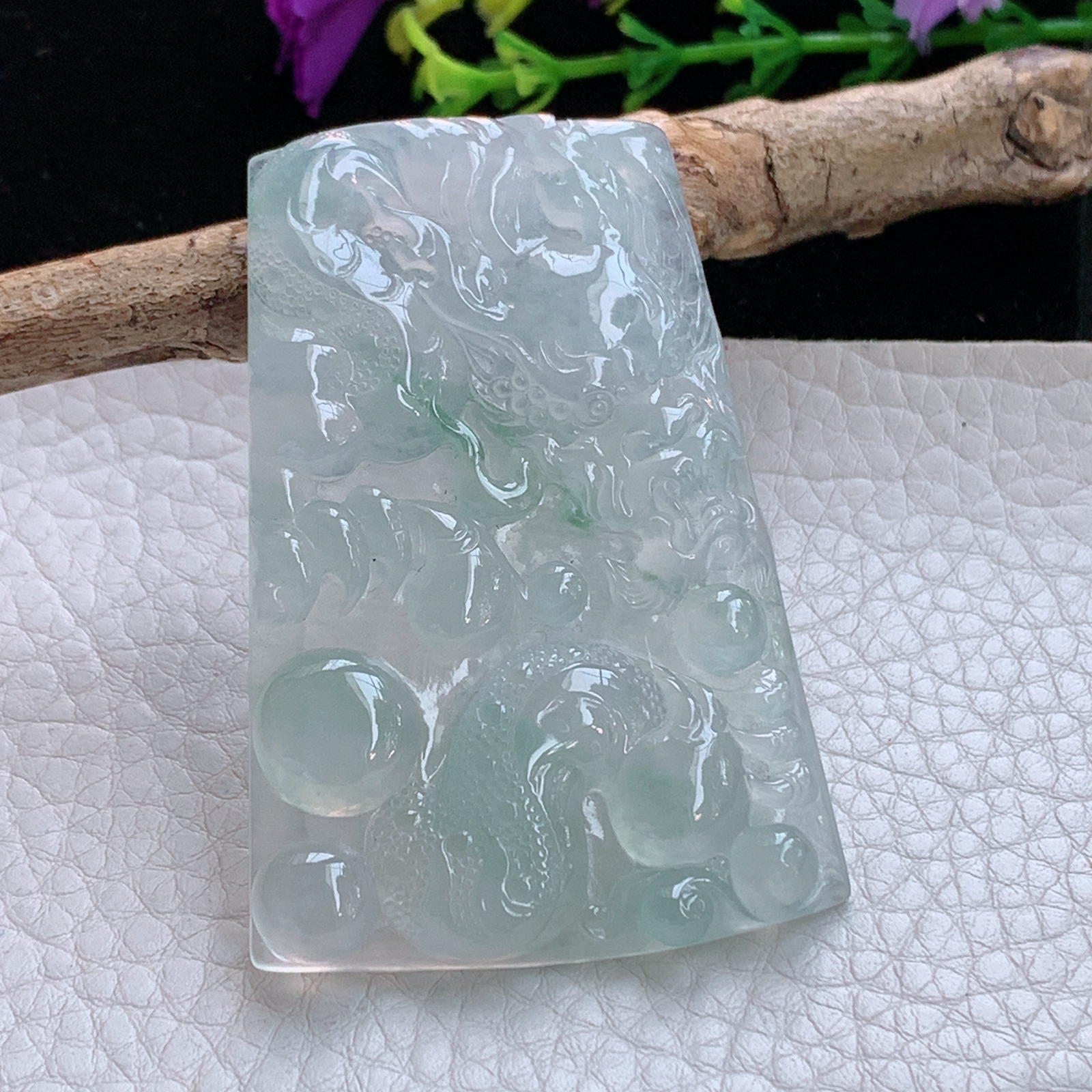 gp实拍60*41.2*5.5缅甸翡翠a货精雕冰晴霸毛龙牌 生意兴隆玉吊坠 玉挂件