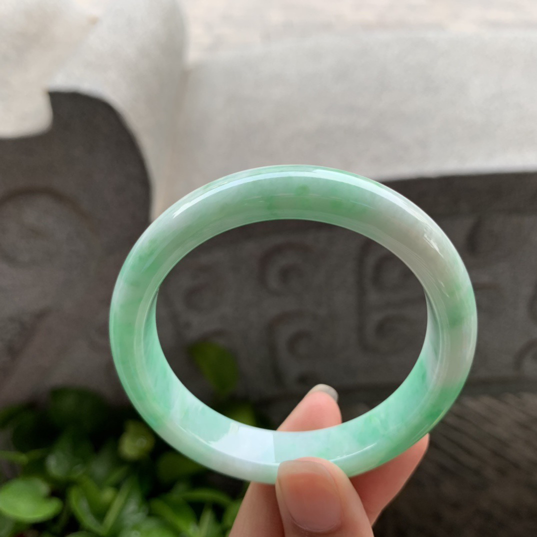 小圈口 53.6-11.8-7.6【飘绿正圈手镯】正圈53 54可戴