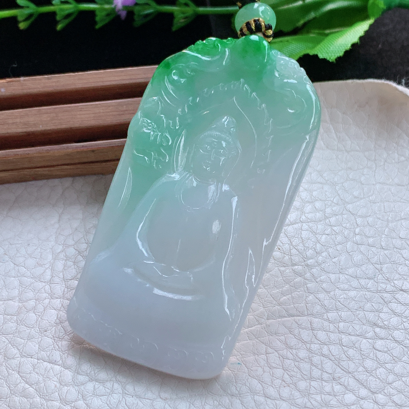 yl实拍73.8*39*5.2缅甸天然翡翠a货清新御凤观音玉项坠 玉挂件
