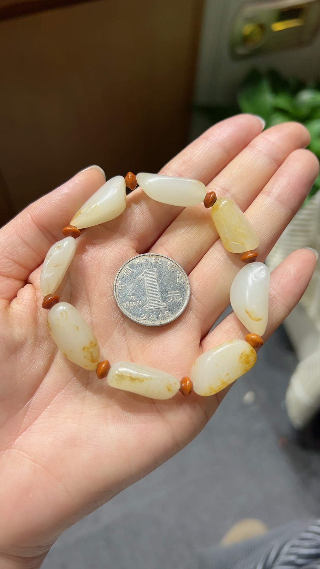 籽料｜原籽｜手串

黄皮 颗颗无修 粒粒精选