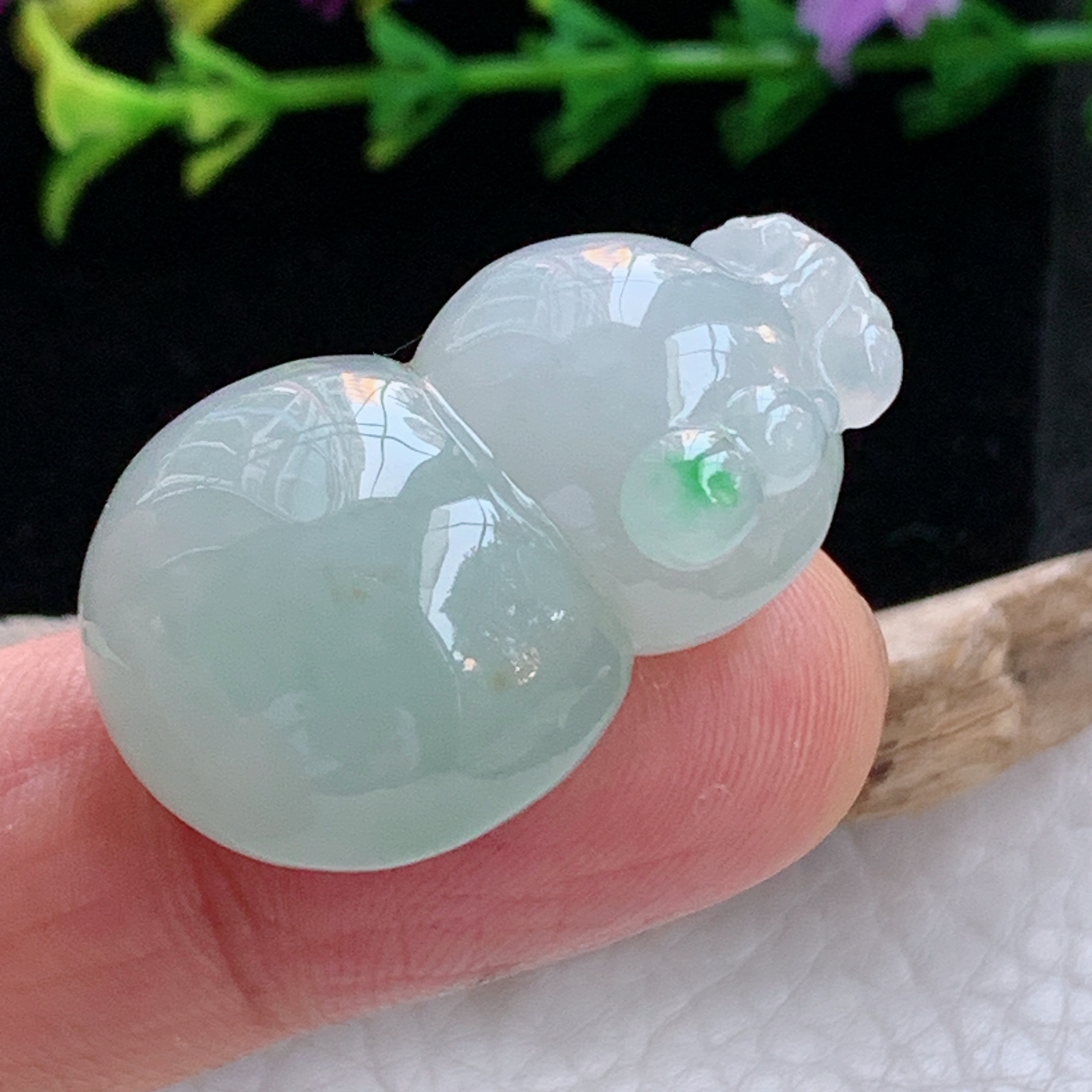 lz实拍33.3*21.3*12缅甸翡翠精雕清新别致饱满葫芦玉吊坠 玉挂件