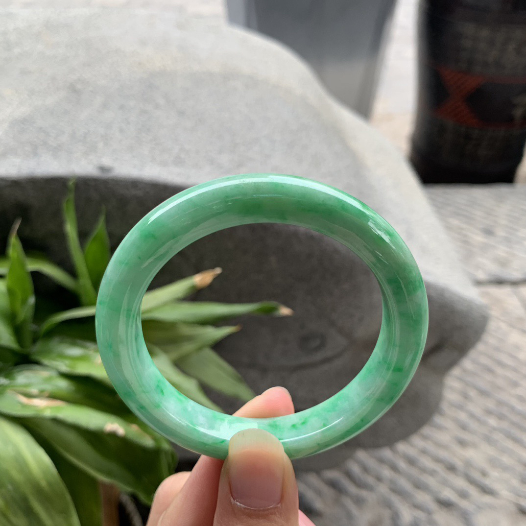 圈口54.8-10.2-8.6 【满绿正圈手镯】正圈54 55可戴