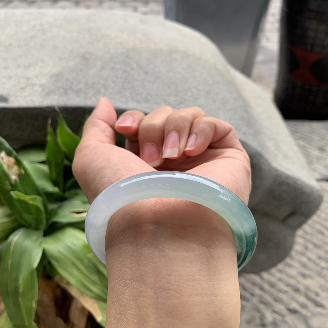 小圈口 52.8-9.4【冰种飘花圆条手镯】圆条52 53可戴