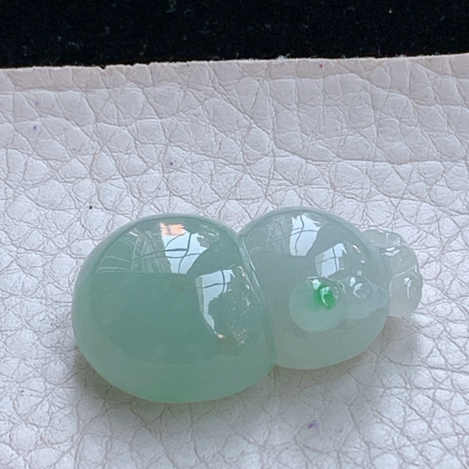 lz实拍33.3*21.3*12缅甸翡翠精雕清新别致饱满葫芦玉吊坠 玉挂件