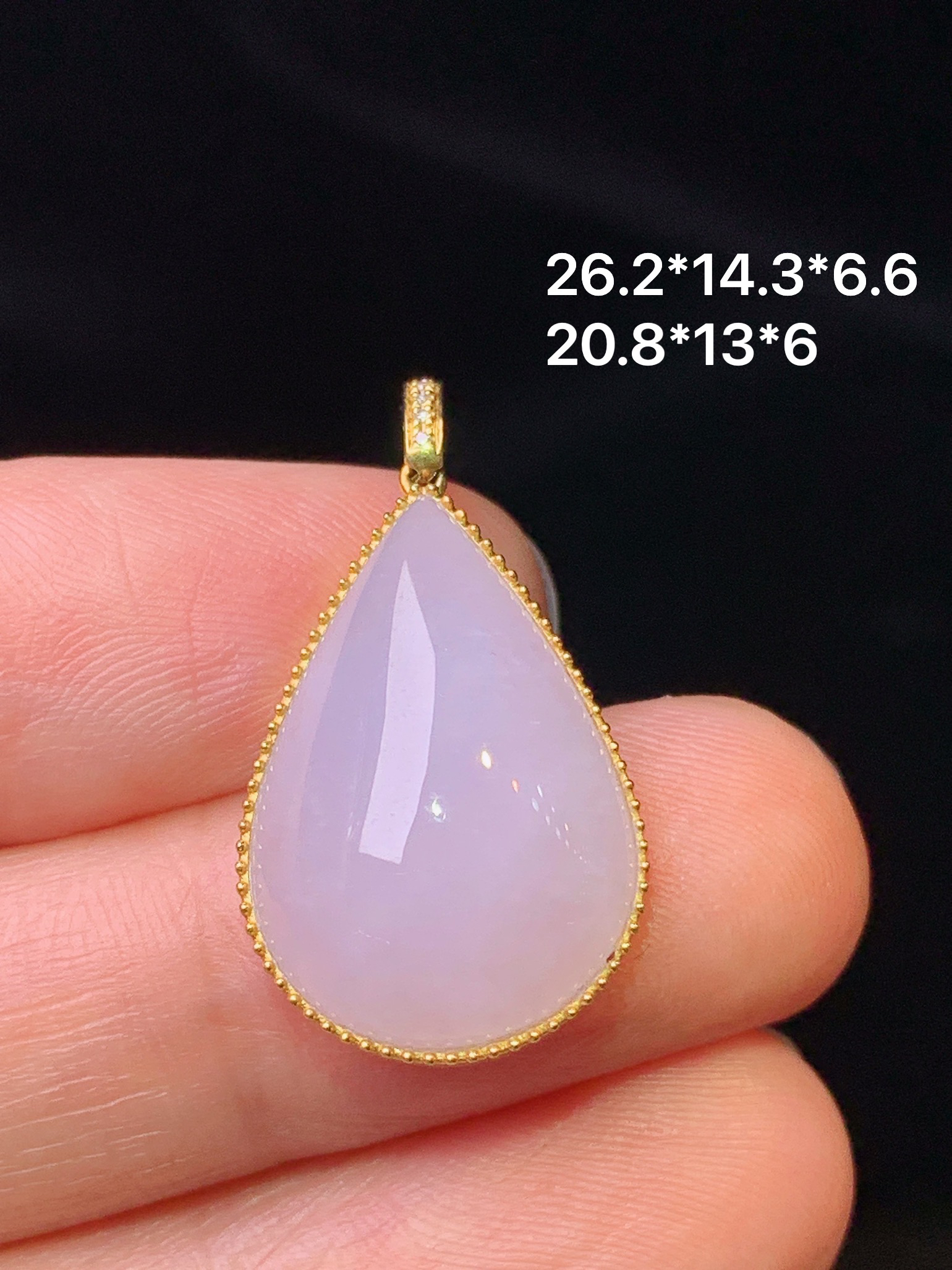 18k金镶嵌淡紫罗兰水滴吊坠 玉质细腻 色泽艳丽 整体尺寸28.2*14.3*6.6