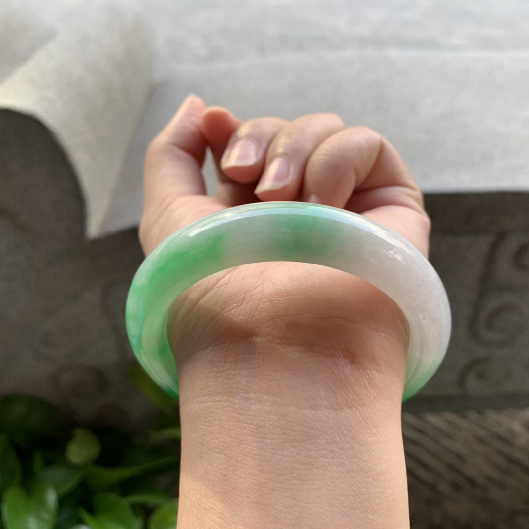 圈口56.6-12.5-9.1 【辣阳绿正圈手镯】正圈56 57可戴