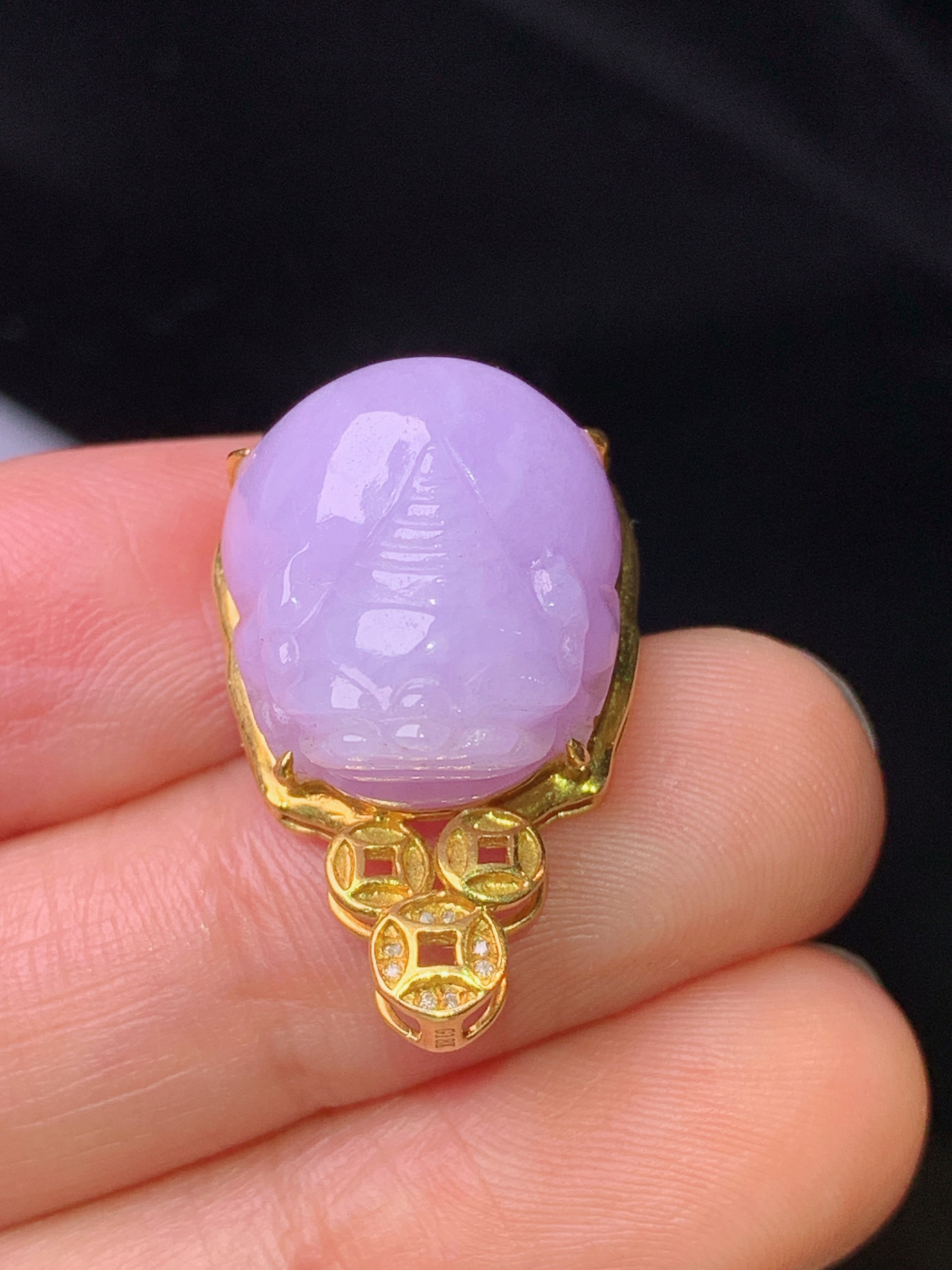 18k金钻镶嵌紫罗兰貔貅吊坠 玉质细腻 色泽艳丽 整体尺寸24.5*15.5*11m1