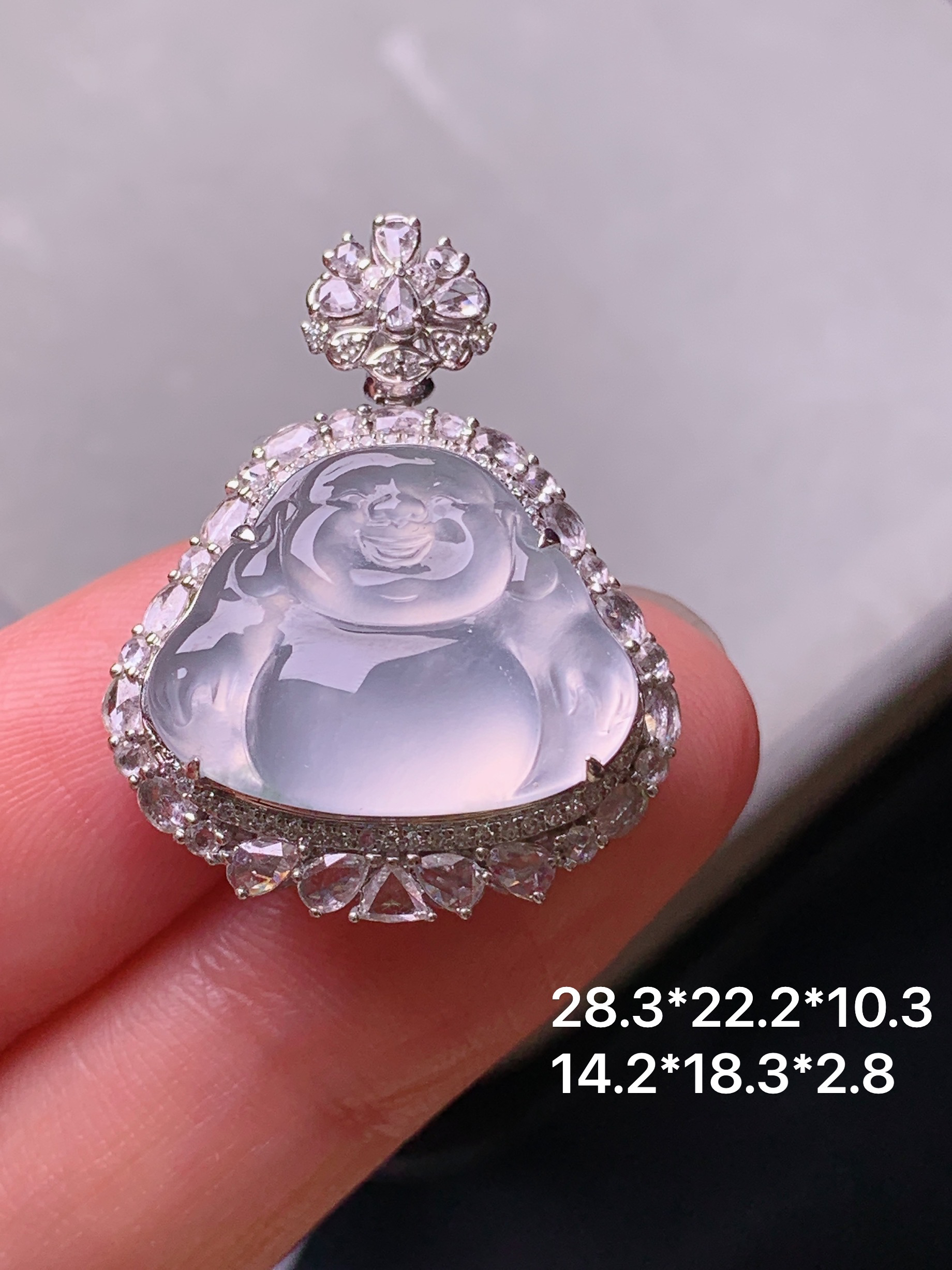 18k金钻镶嵌冰种佛公吊坠 玉质细腻 色泽艳丽 整体尺寸28.3*22.2*10.3y4