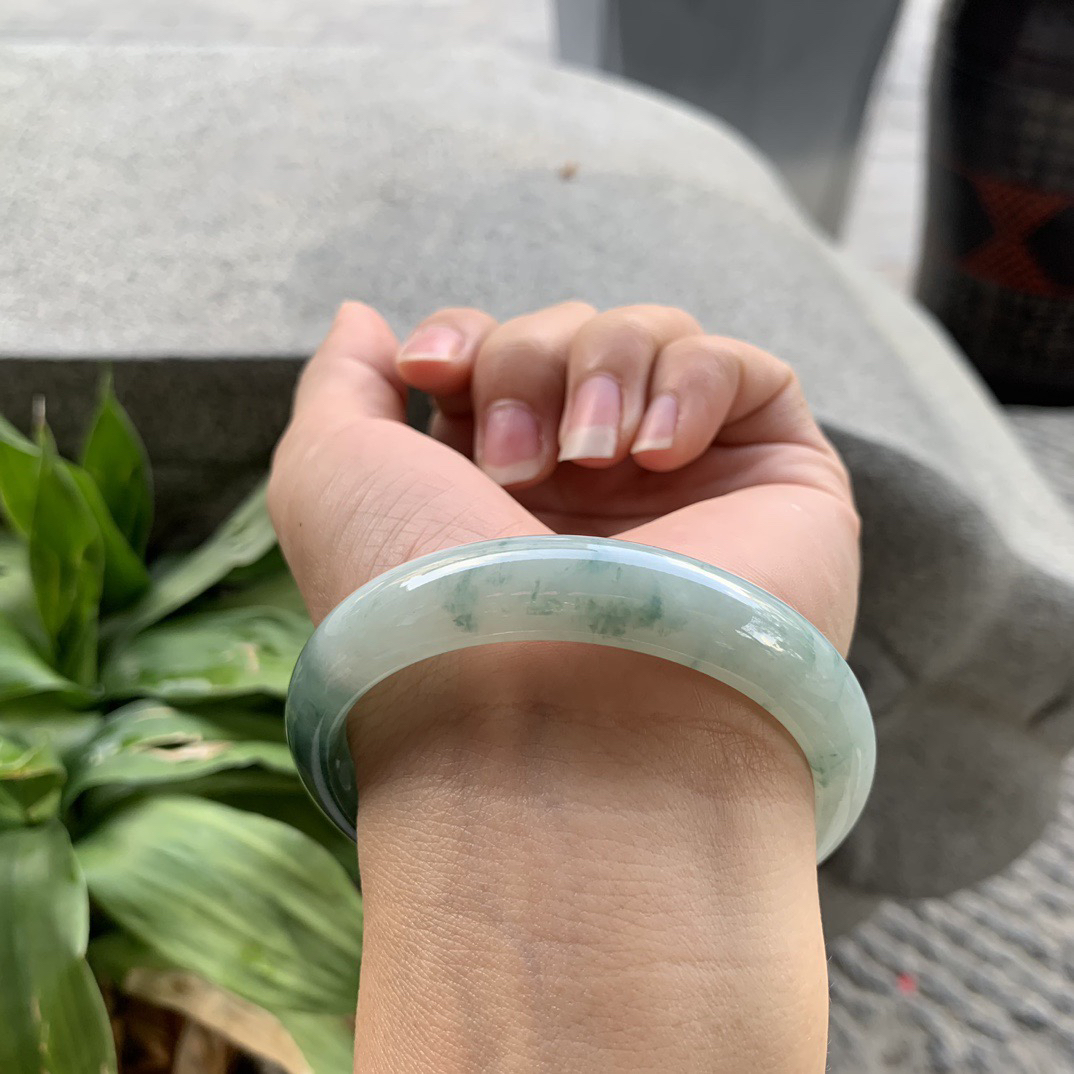 圈口56.5-12.3-7.2 【瓜绿正圈手镯】 正圈56 57可戴