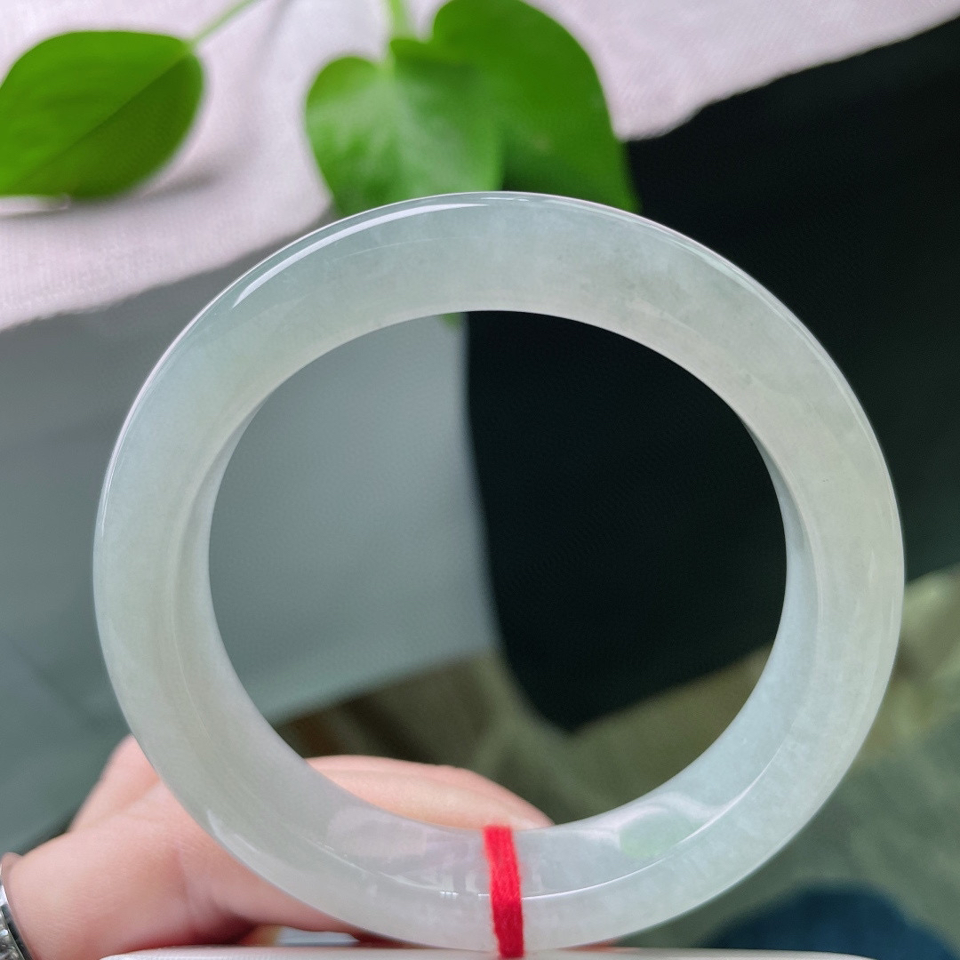 55.2/12.1/8.8冰晴底正圈，冰润细腻，晶莹剔透，岁月静好，完美