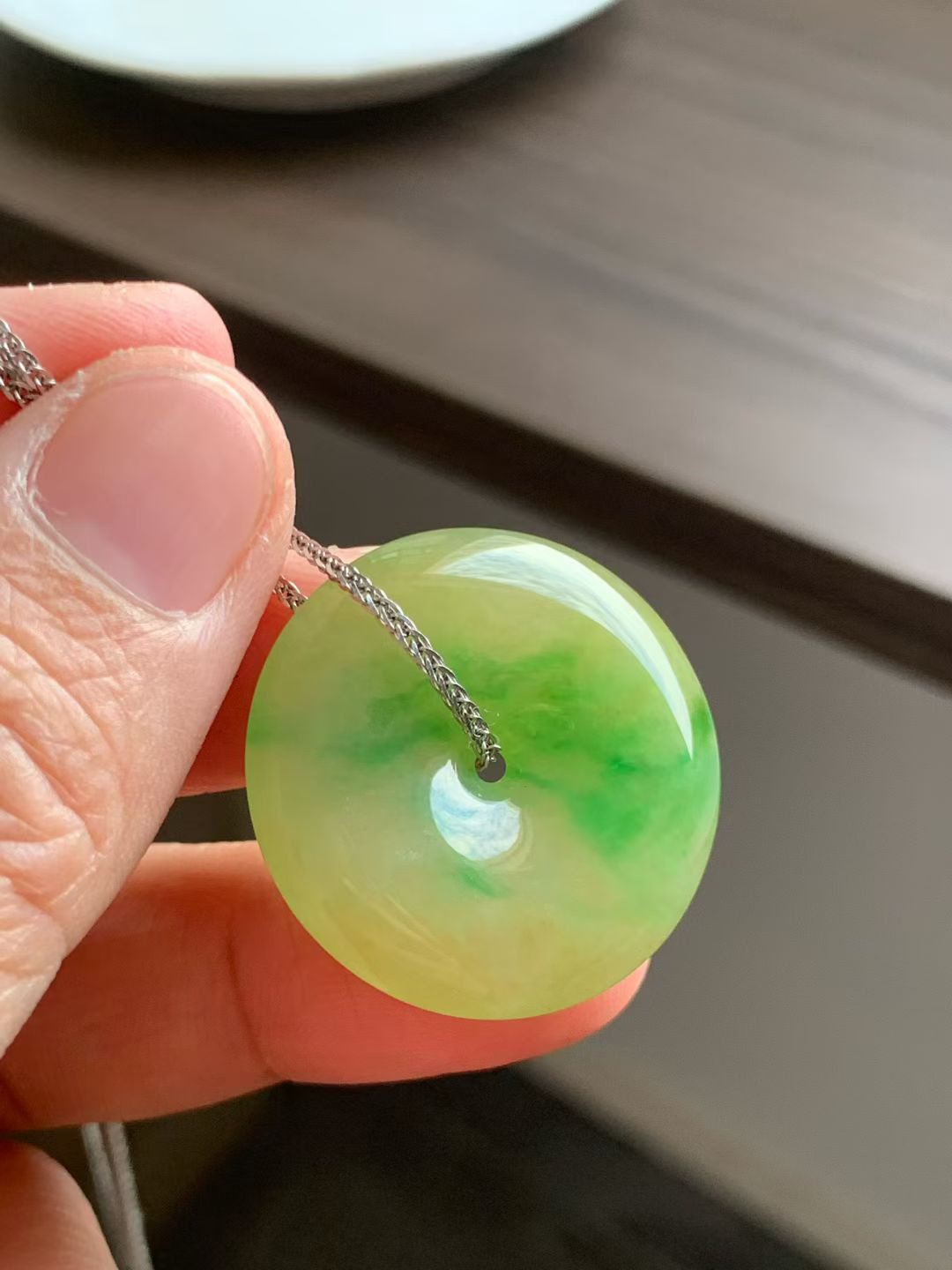 黄加绿平安扣

裸石28*28*5.5