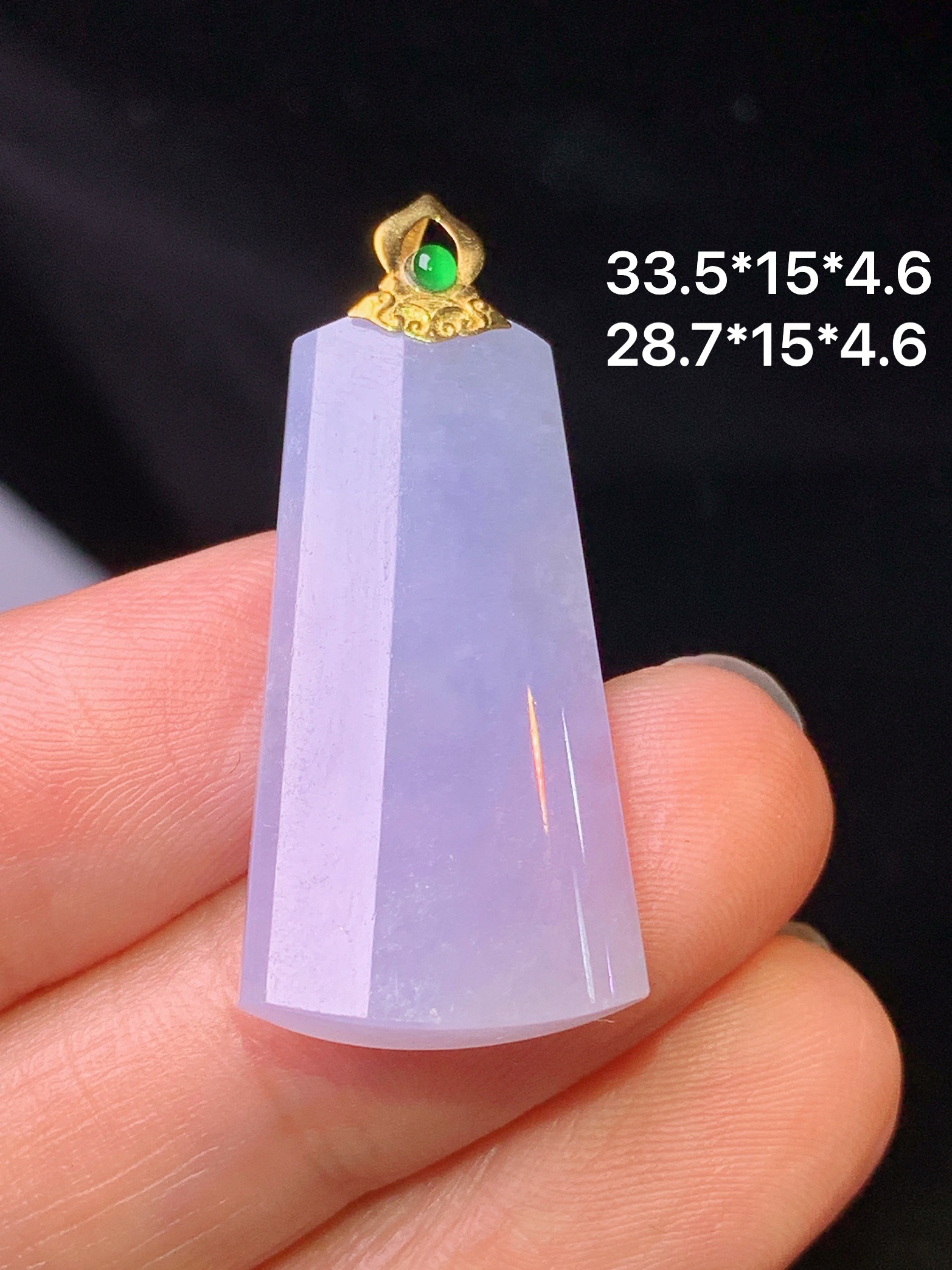 18k金镶嵌紫罗兰无事牌吊坠 玉质细腻 色泽艳丽 整体尺寸33.5*15*4.6