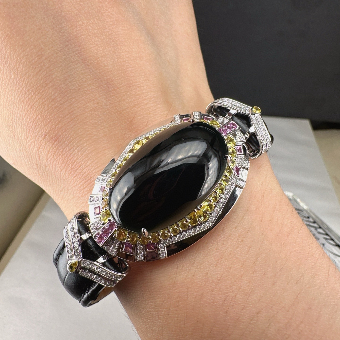 精品18k墨翠蛋面手环 种好色正 黑度极好 打灯通透 油性十足