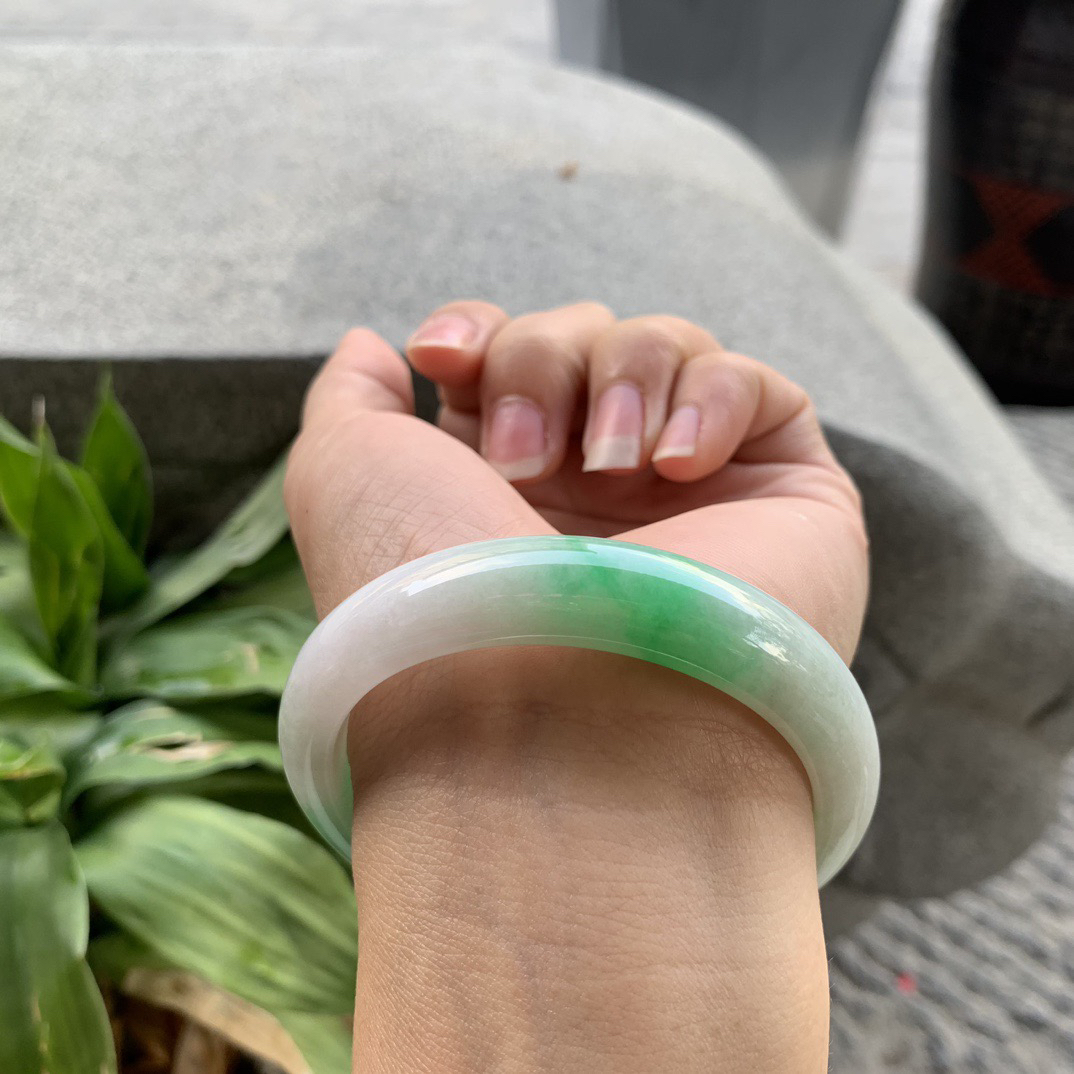 圈口 55.2-12.2-7.7【阳绿正圈手镯】正圈55 56可戴