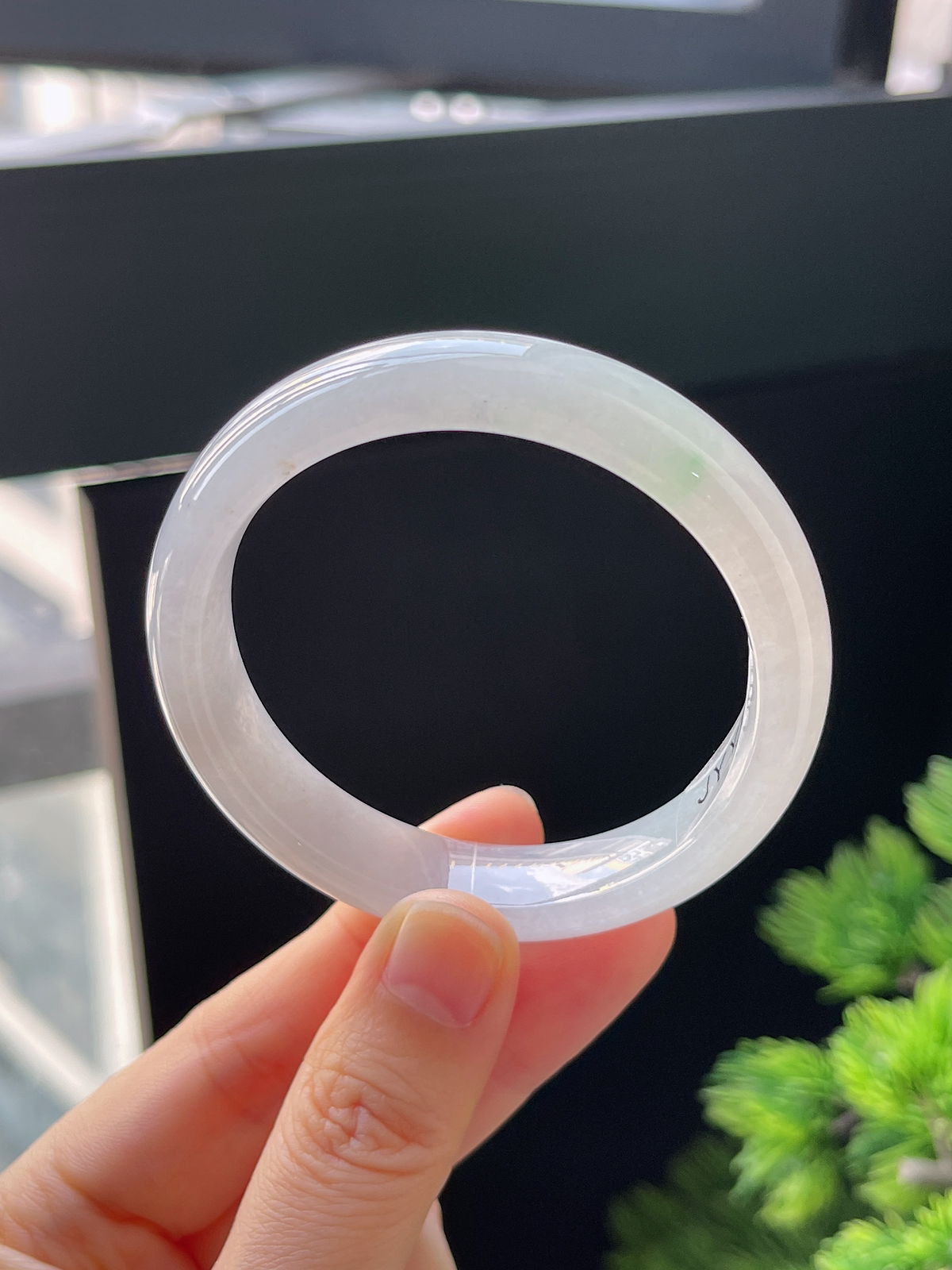 正圈51.1圈口，翡翠冰糯种白色手镯