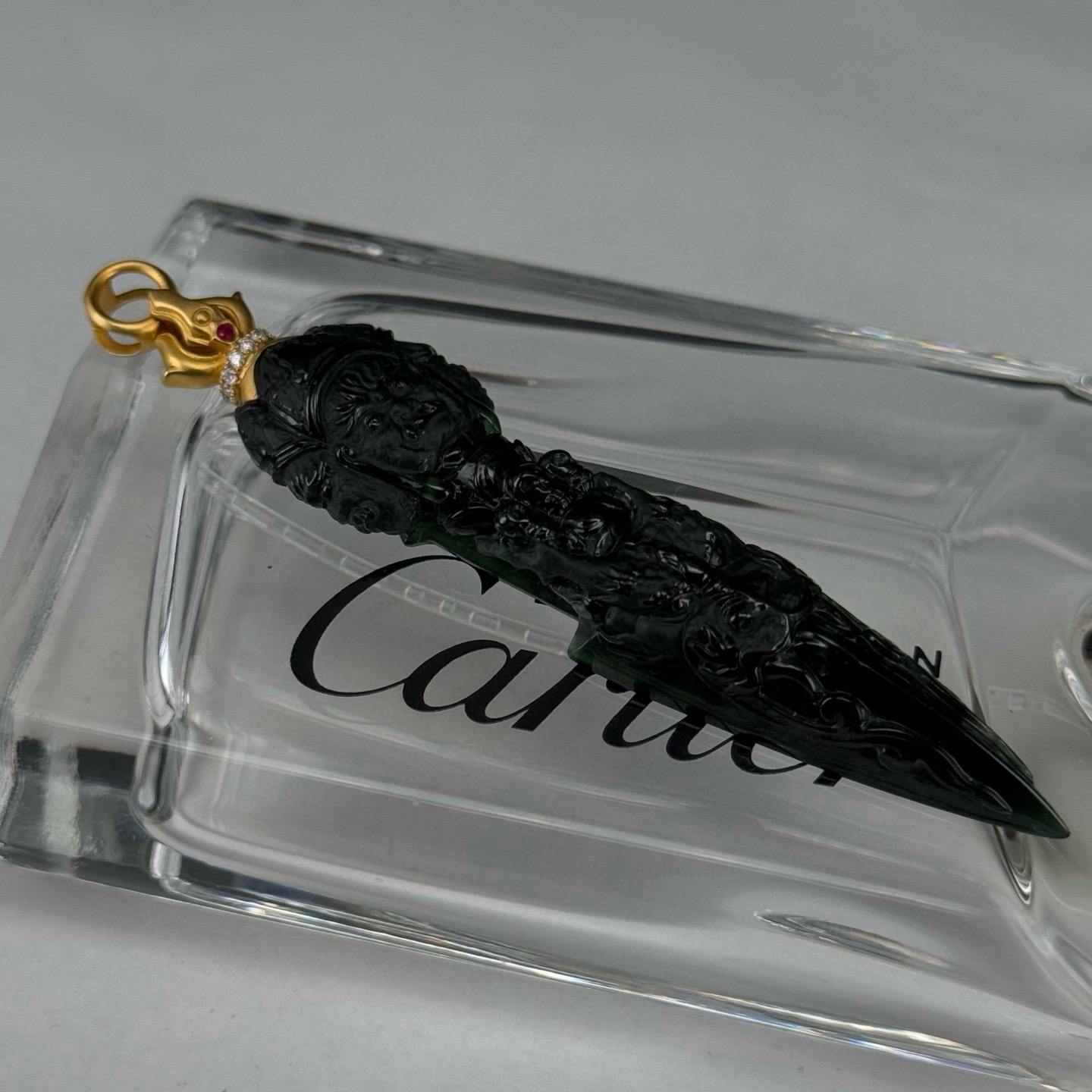 精品18k墨翠降魔杵 种好色正 黑度极好 打灯通透 油性十足 品质超赞