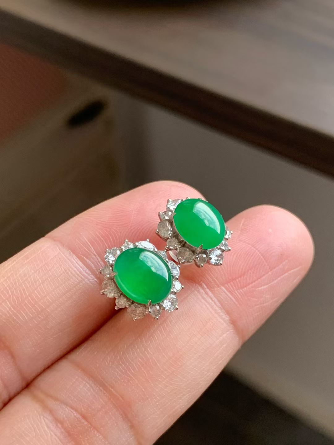 冰满色耳钉

裸石9*7.5*3.5 8.5*7.5*3.5 整体13*10.5*7 12.5*10.5*7