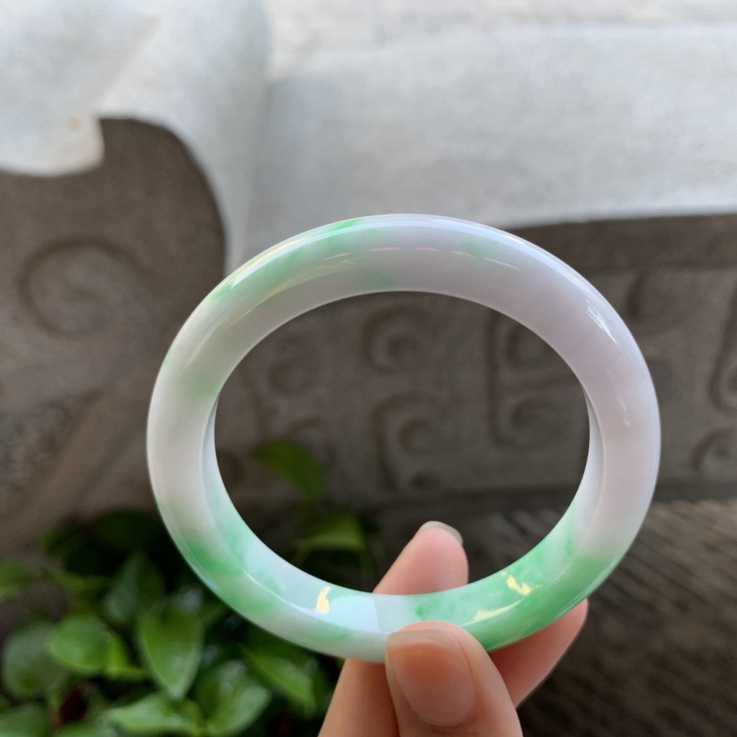 小圈口53.5-9.9-8.2 【辣阳绿正圈手镯】正圈53 54可戴