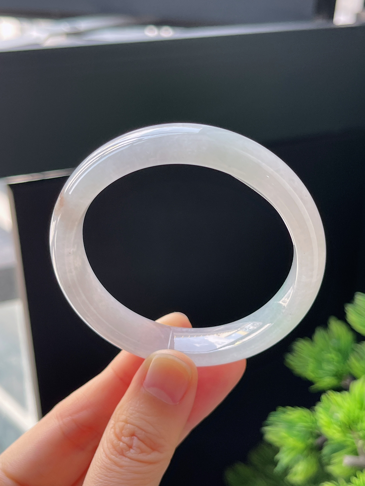 正圈51.1圈口，翡翠冰糯种白色手镯