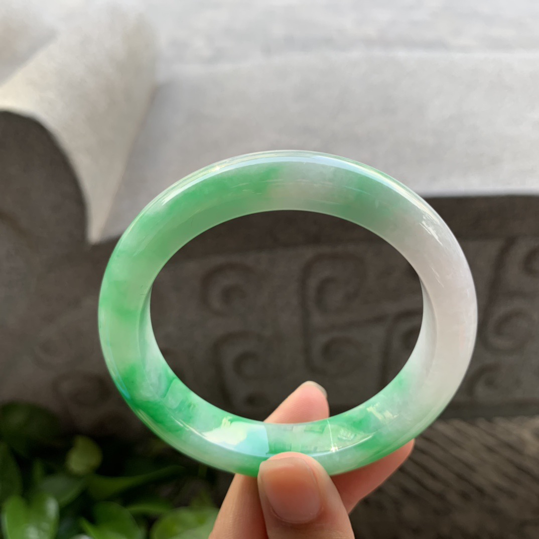 圈口56.6-12.5-9.1 【辣阳绿正圈手镯】正圈56 57可戴