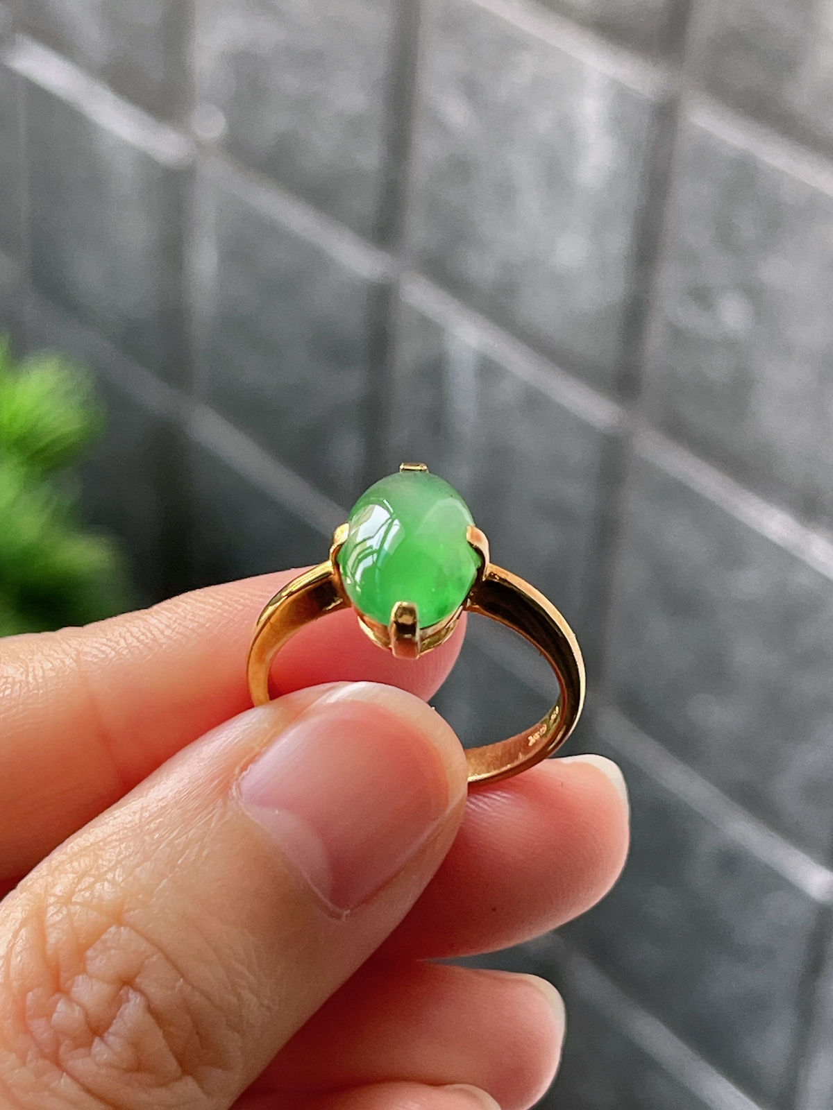 18k翡翠冰绿色马眼型戒指