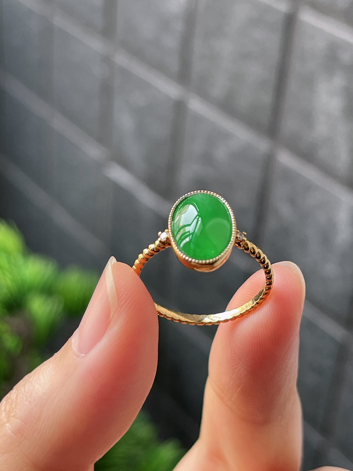 18k翡翠冰绿色戒指