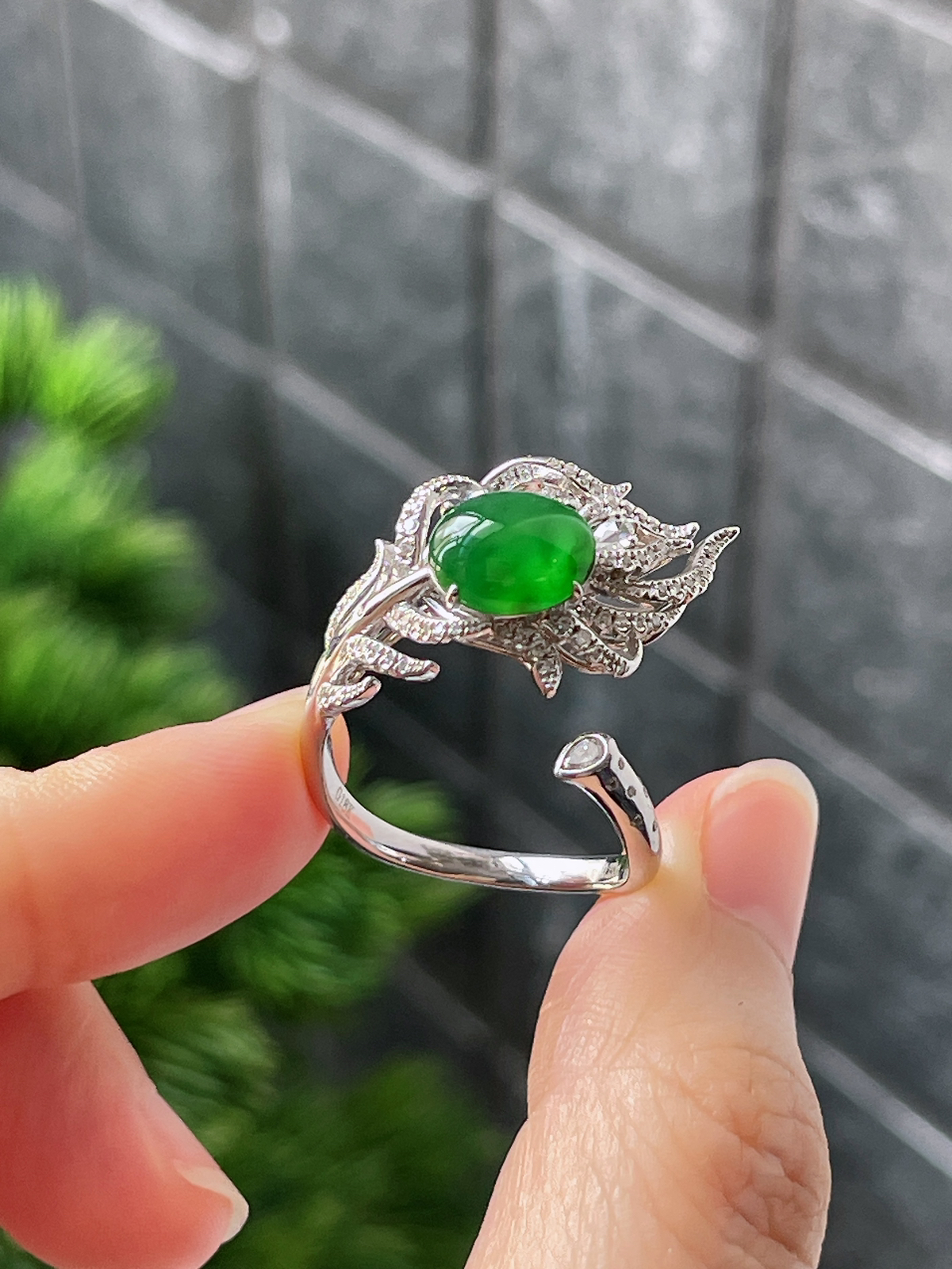 18k翡翠特色戒指