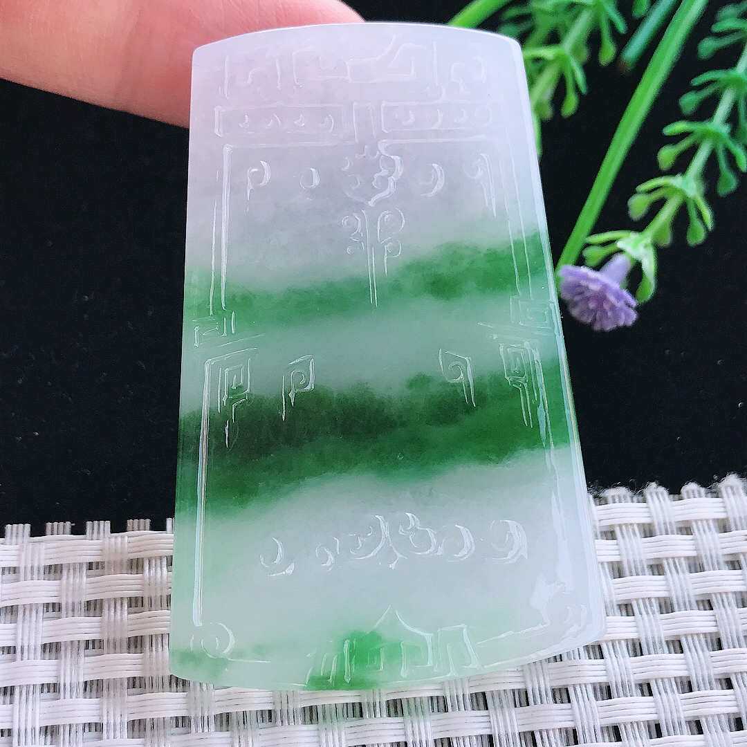 实拍A货翡翠63/42.5/6.1老坑冰润起胶特色飘绿无事牌吊坠翡翠仿古牌挂件