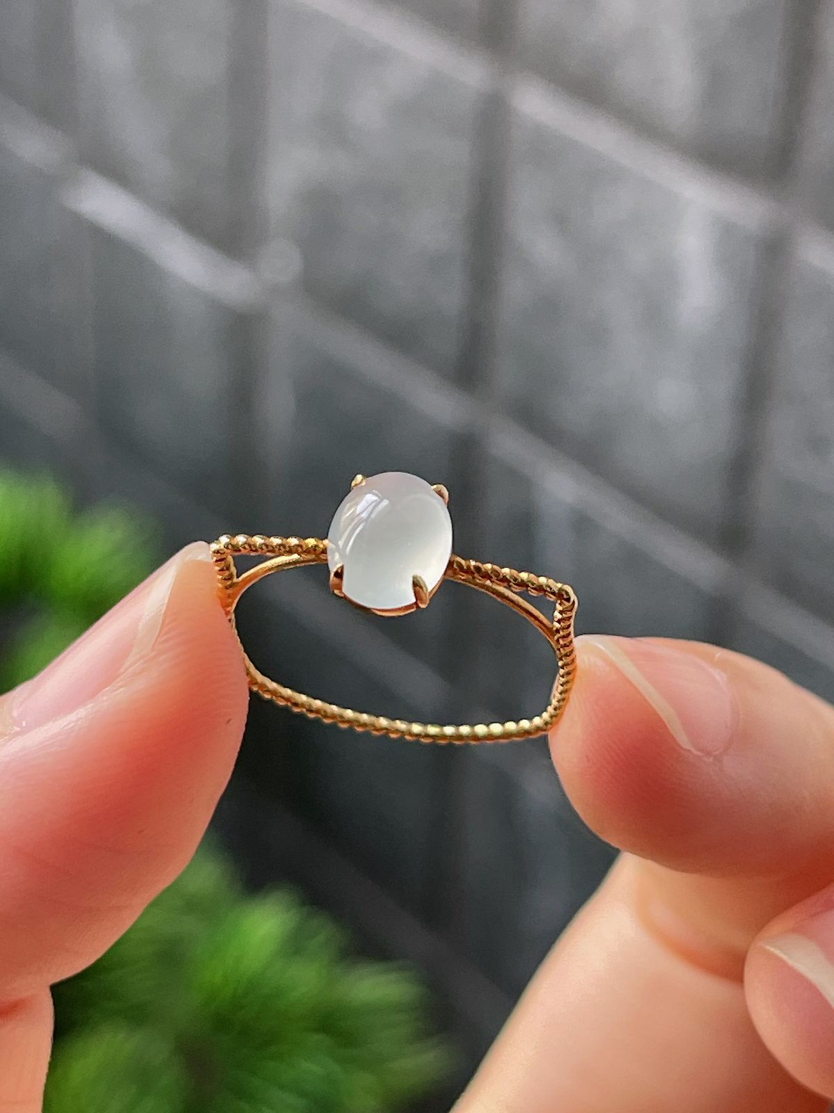 18k翡翠白冰猫耳戒指