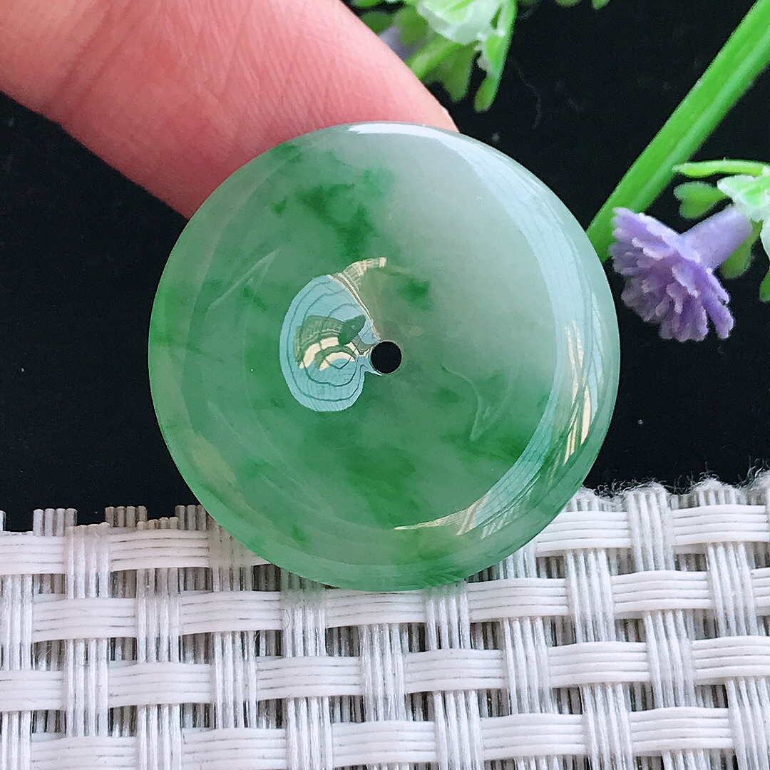 实拍A货翡翠27/4.7老坑冰胶水灵辣阳绿平安扣吊坠翡翠玉扣挂件