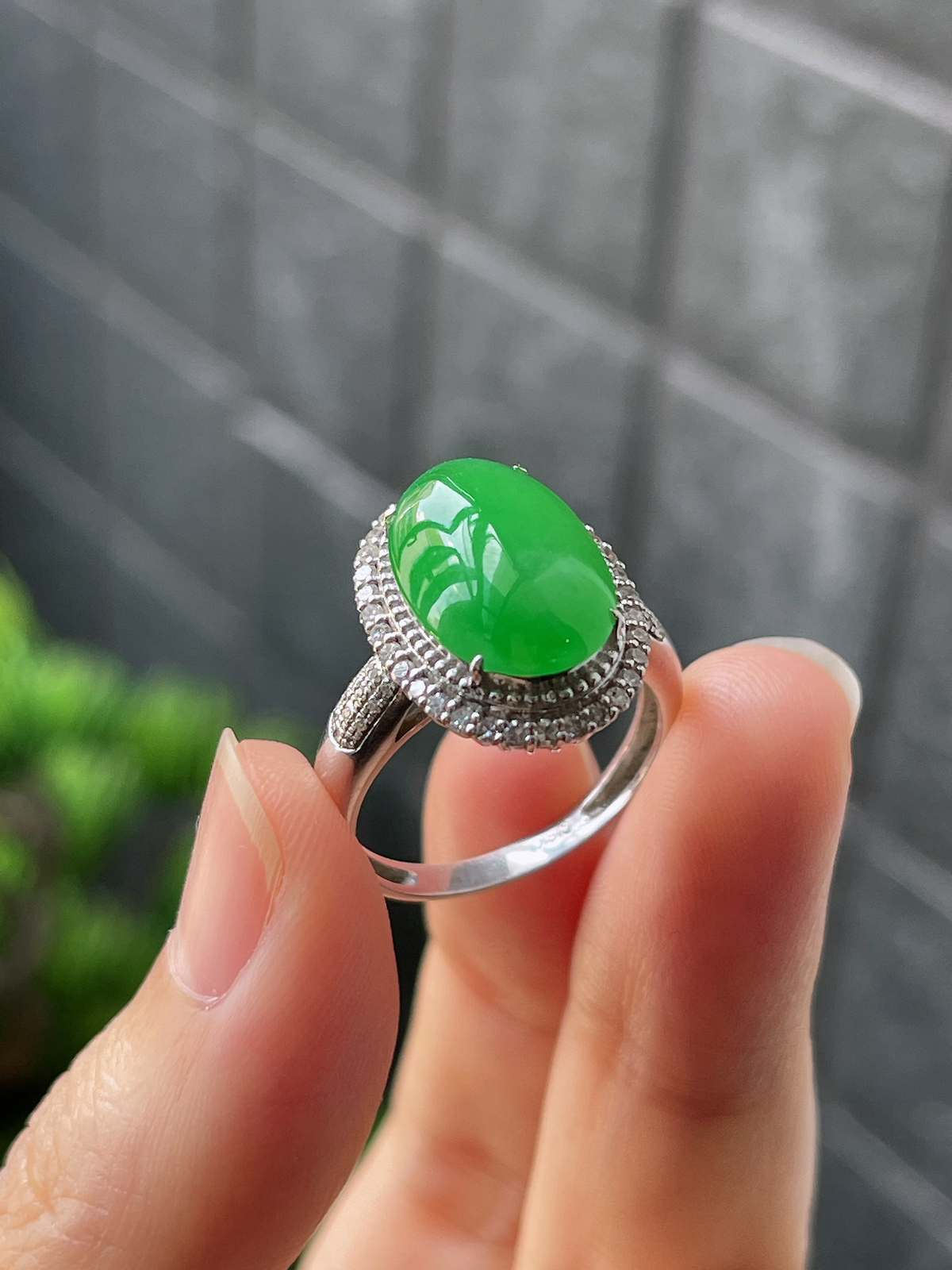 18k翡翠冰阳绿色戒指