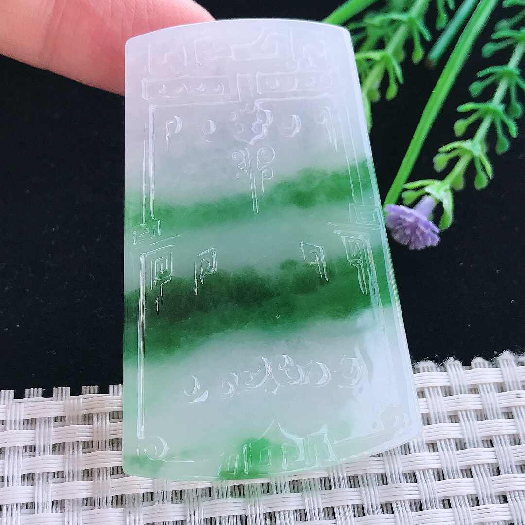 实拍A货翡翠63/42.5/6.1老坑冰润起胶特色飘绿无事牌吊坠翡翠仿古牌挂件