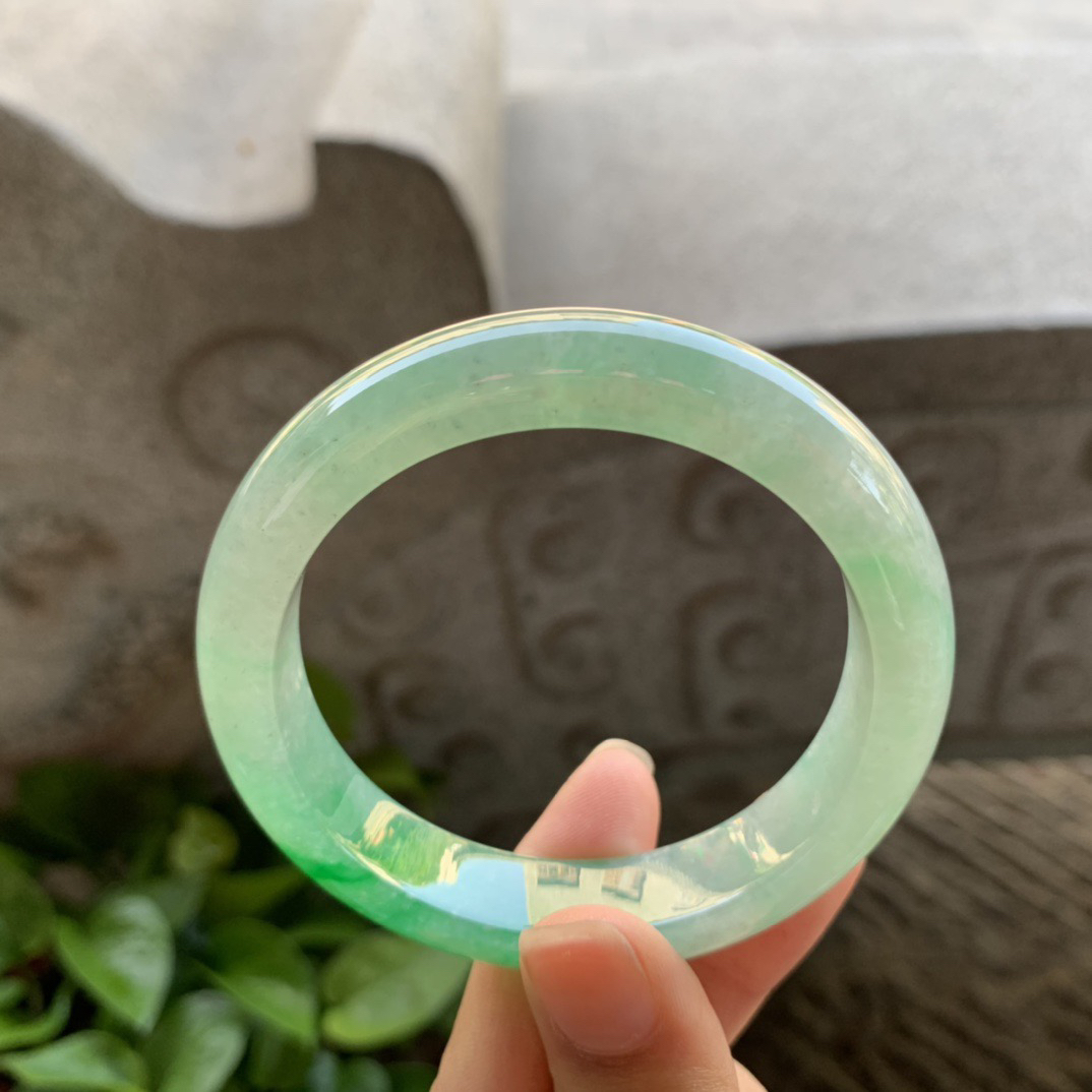 小圈口53.8-12.3-8.1 【冰阳绿正圈手镯】正圈53 54可戴