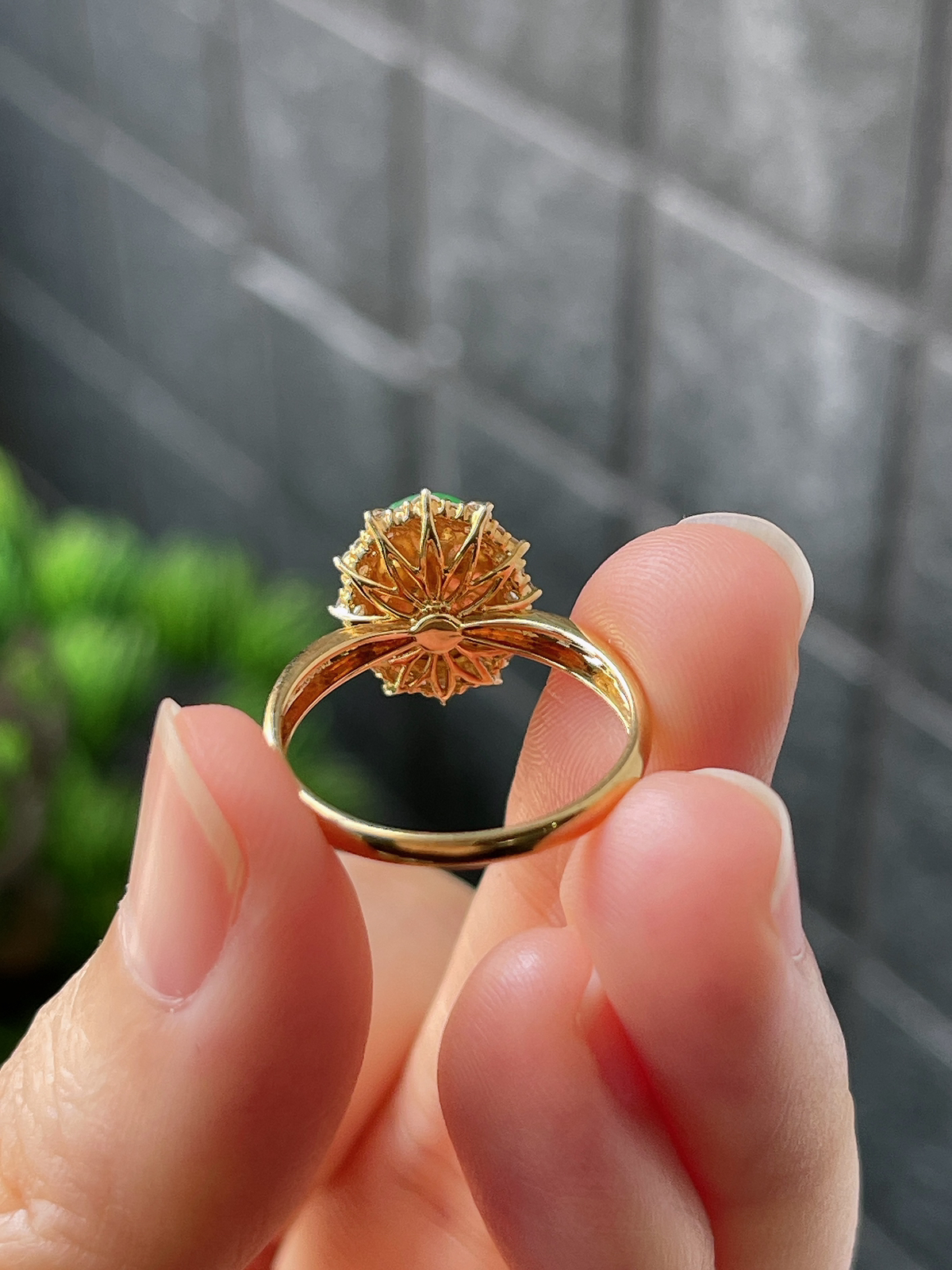 18k翡翠冰糯绿色戒指